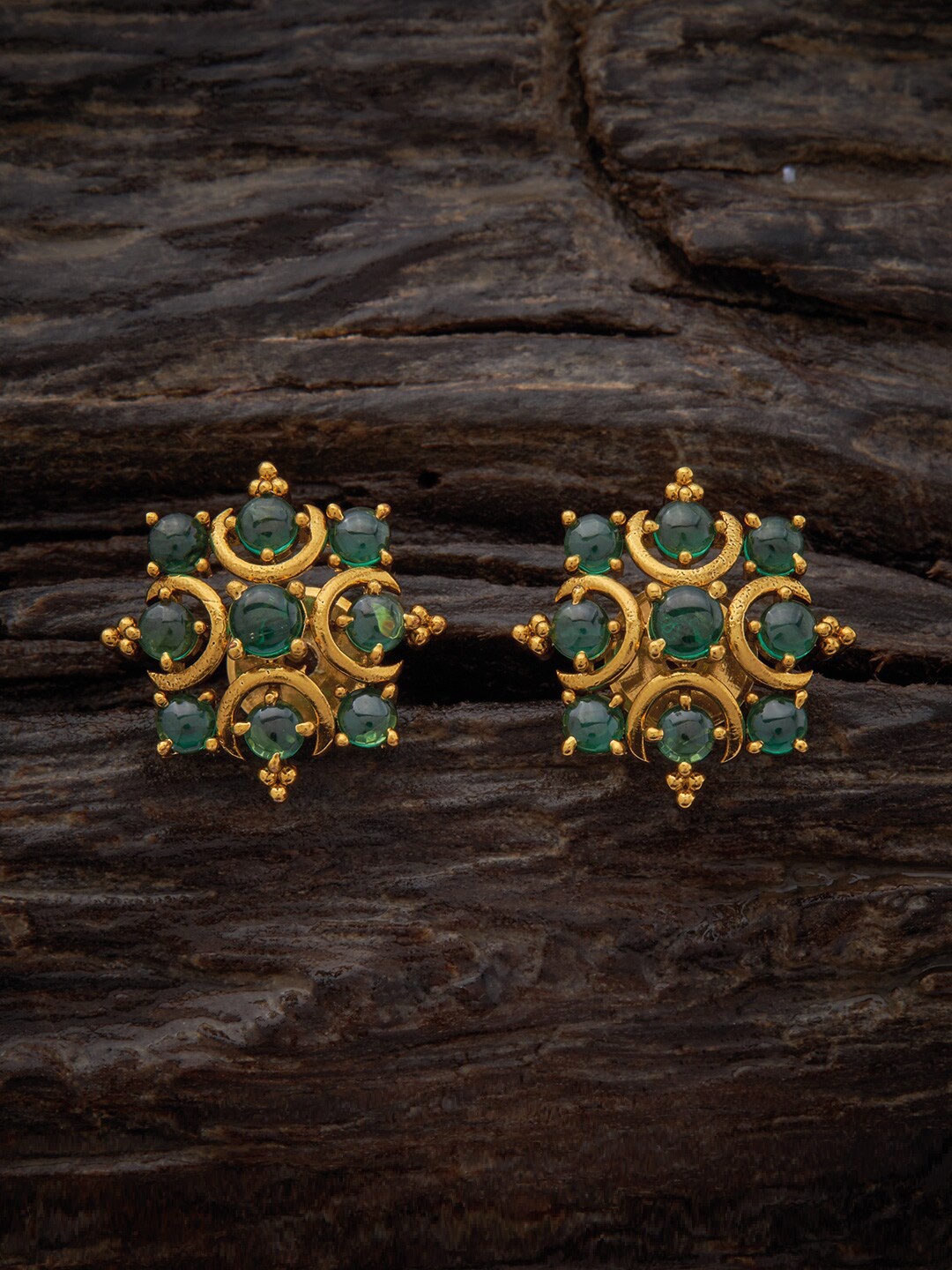 

Kushal's Fashion Jewellery Gold-Plated Studded Classic Studs