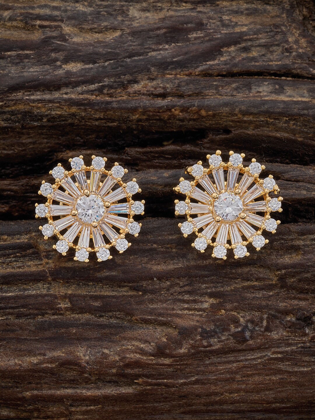 

Kushal's Fashion Jewellery Classic Gold-Plated Studs Earrings