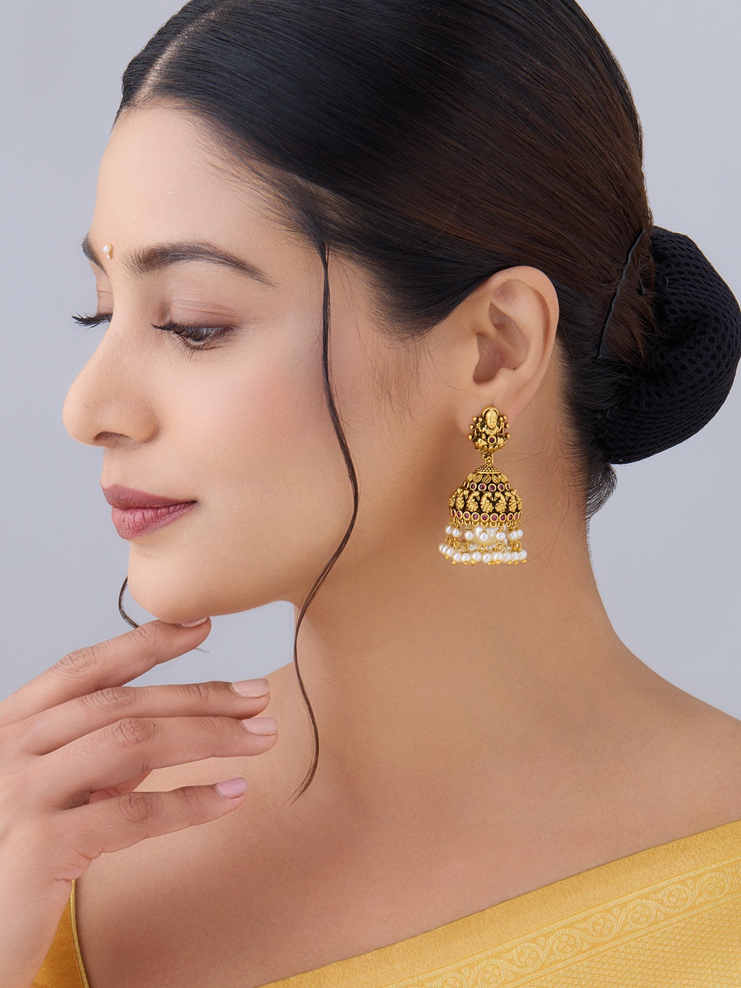 

Kushal's Fashion Jewellery Gold-Plated Beaded Classic Jhumkas