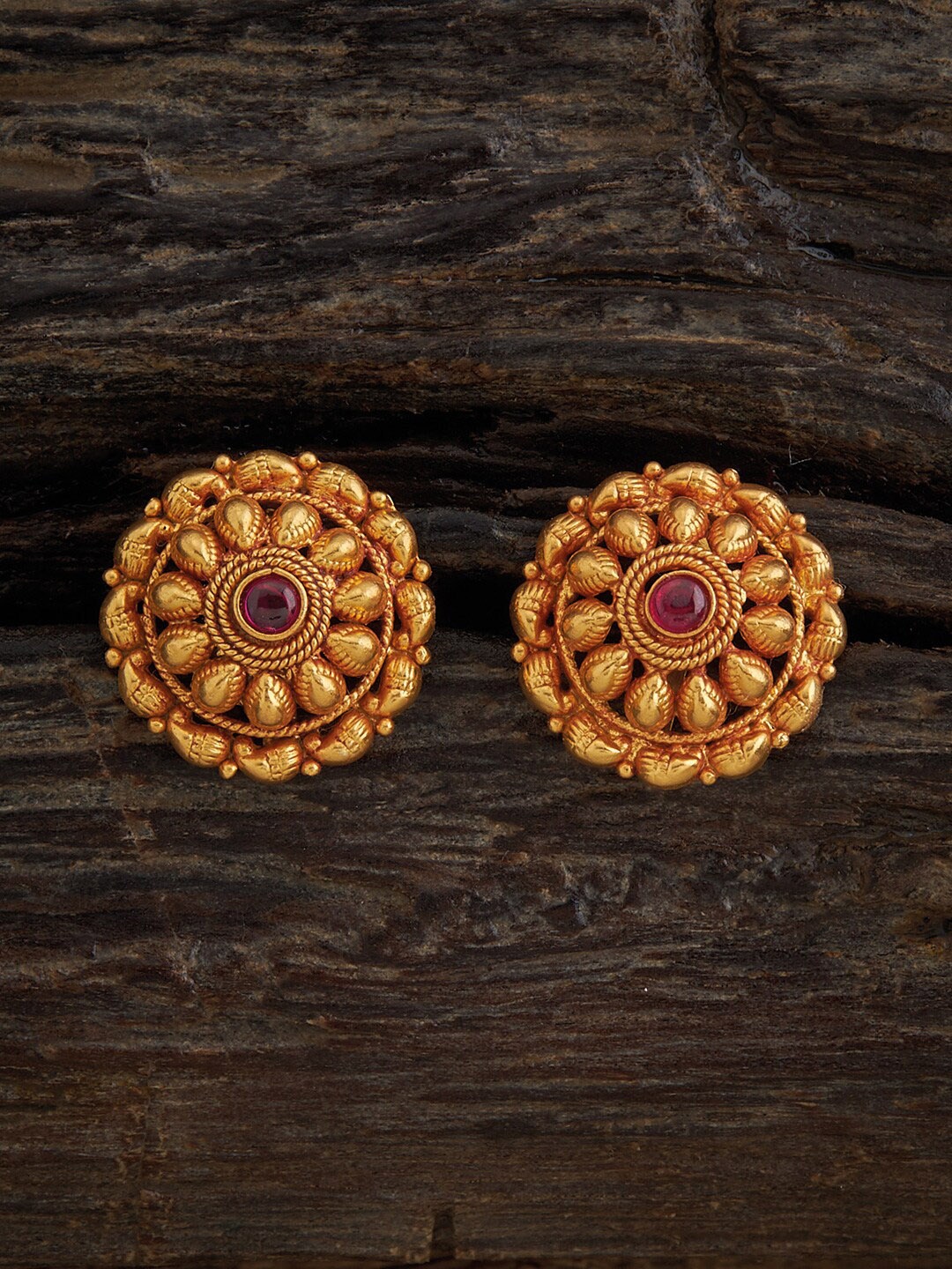 

Kushal's Fashion Jewellery Gold-Plated Stone-Studded Classic Studs Earrings