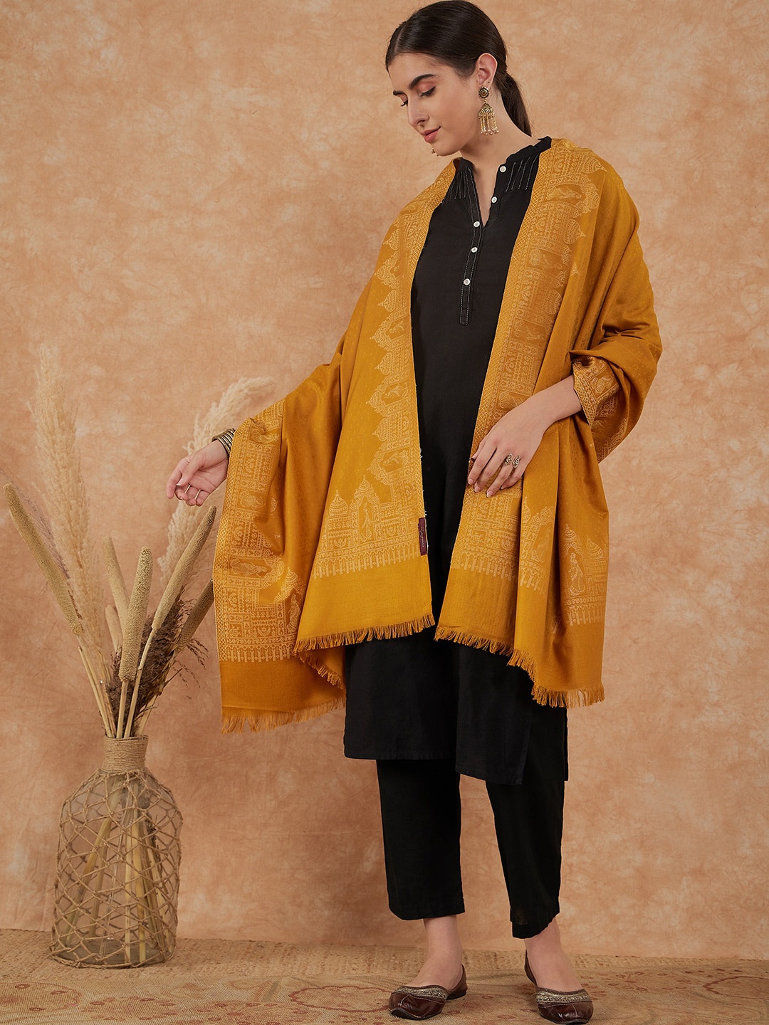 

Sangria Woven Design Winter Pashmina Shawl, Mustard