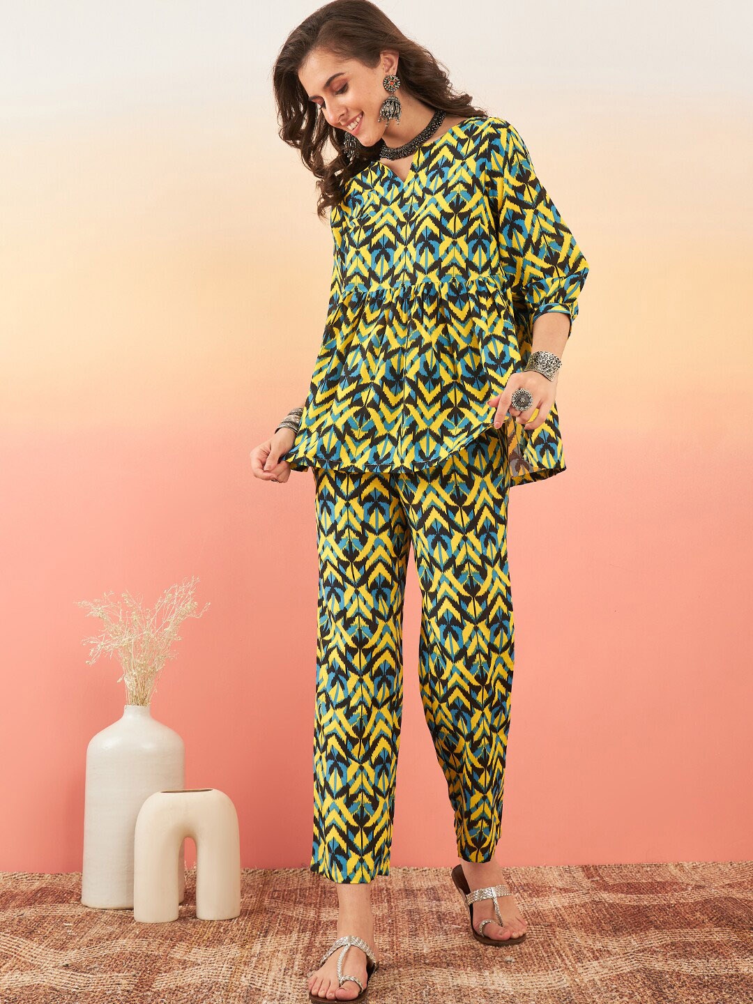 

Sangria Yellow & Blue Ethnic Motifs Printed A-Line Kurti With Trouser