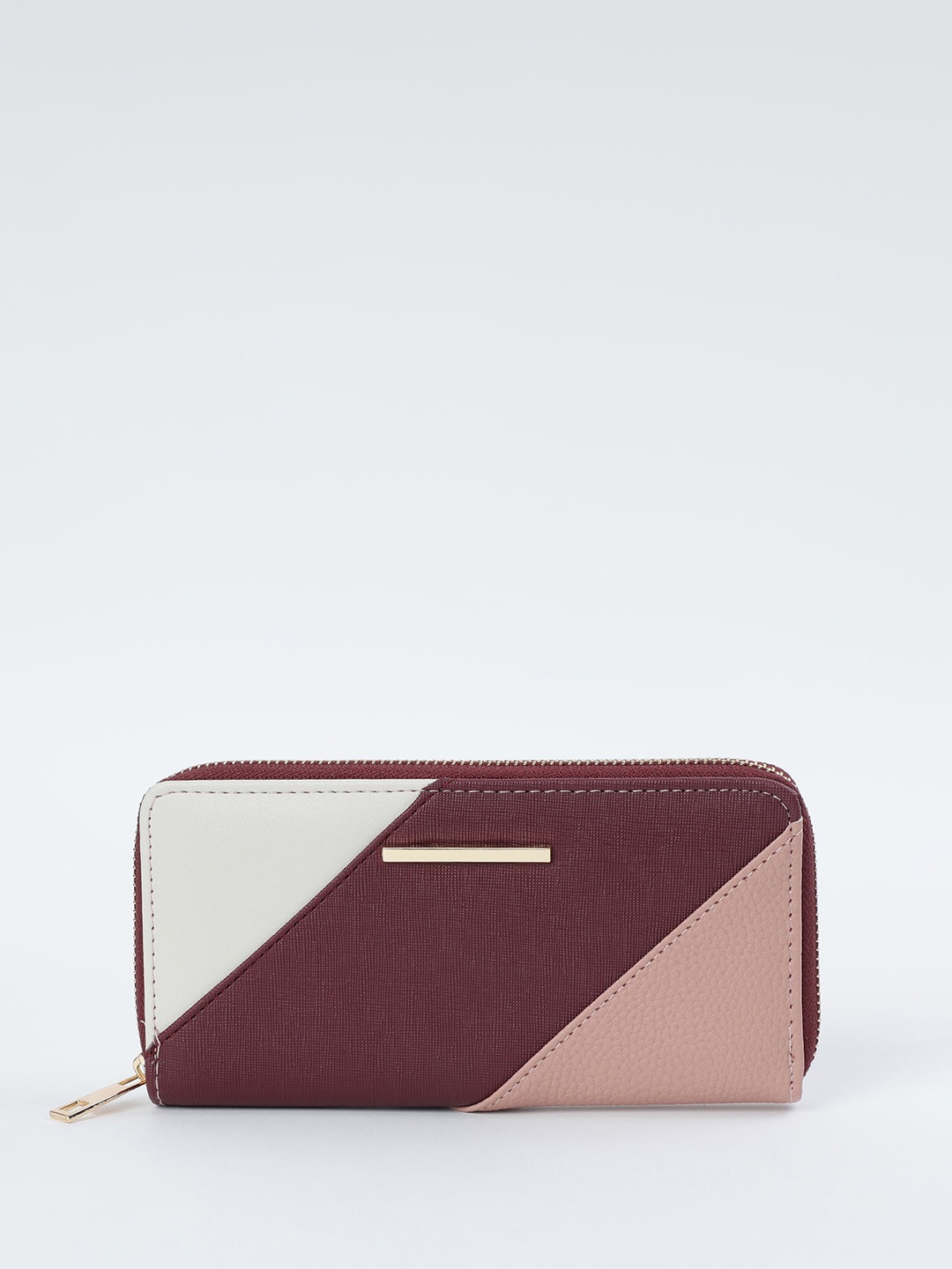 

max Women Colourblocked Zip Around Wallet, Purple