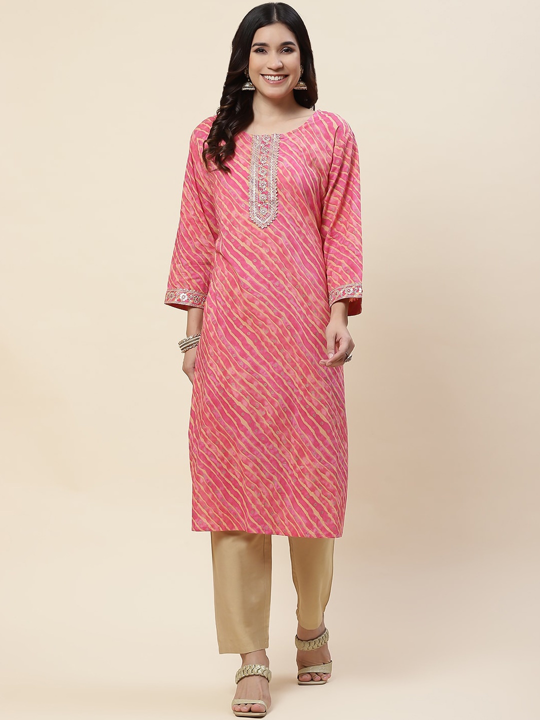 

Meena Bazaar Leheriya Printed Sequinned Regular Cotton Kurta, Pink