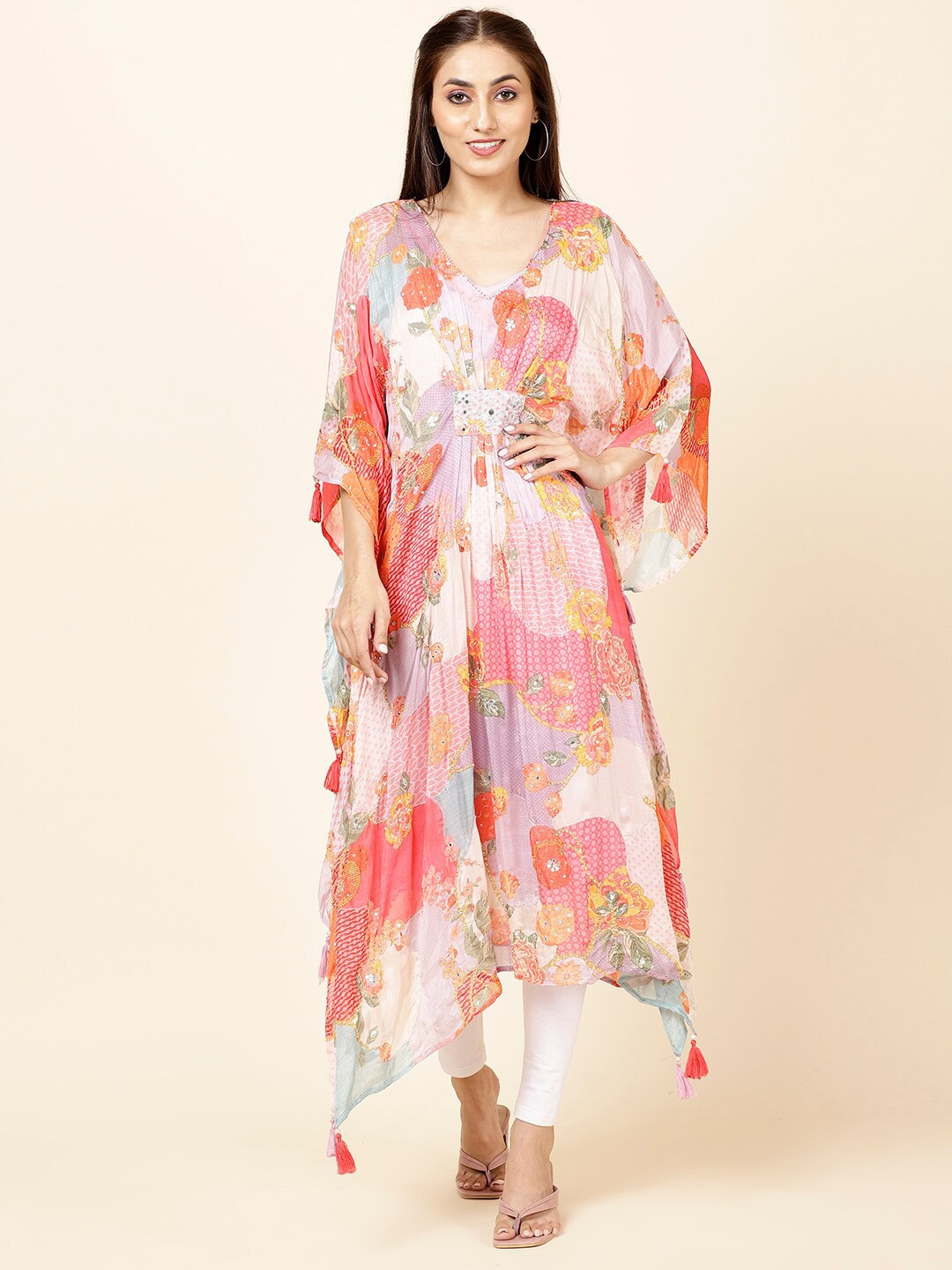 

Meena Bazaar Floral Printed Kimono Sleeves Asymmetric Kaftan Kurta With Slip, White