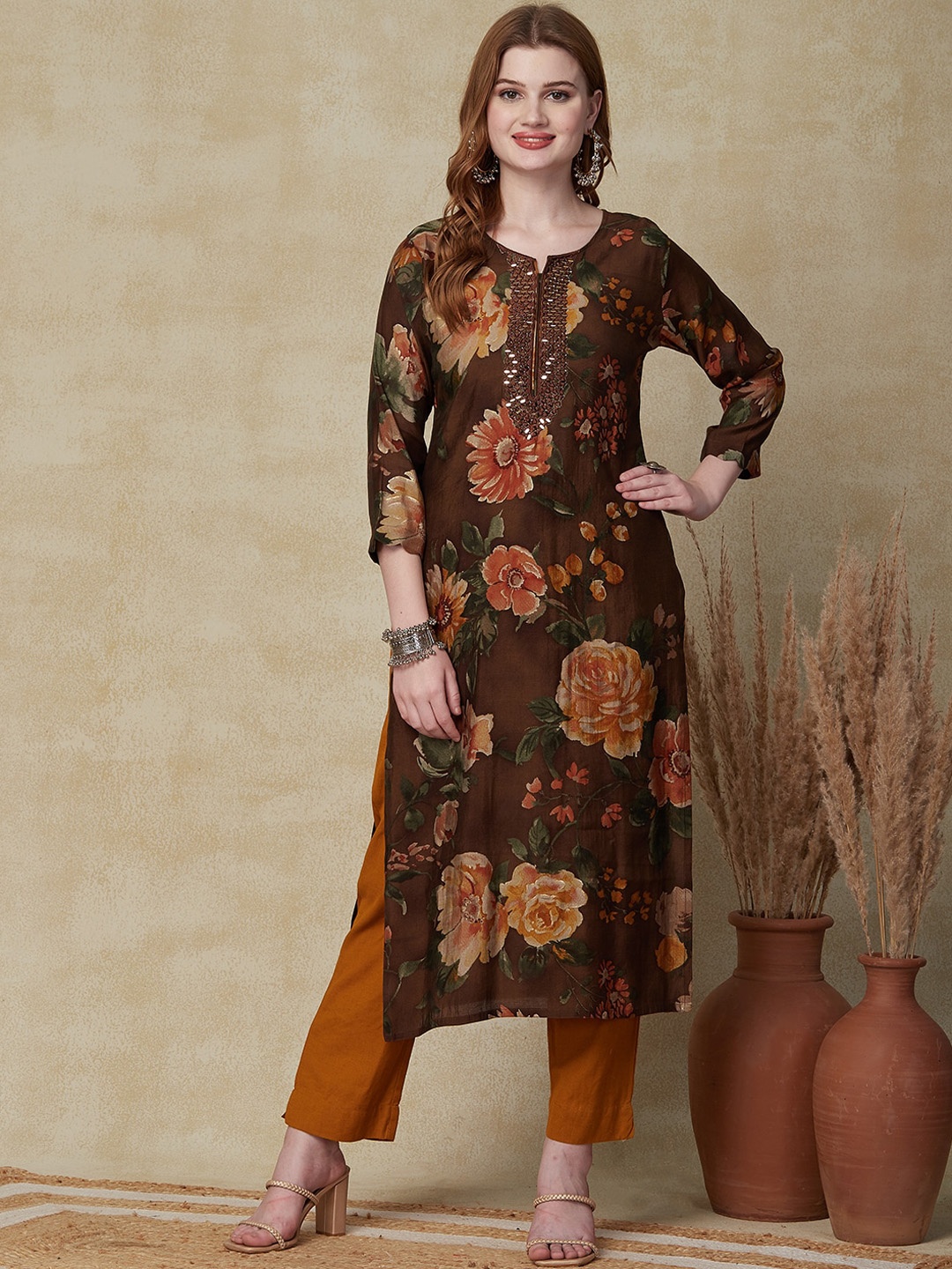 

FASHOR Floral Printed Sequinned Straight Kurta, Brown