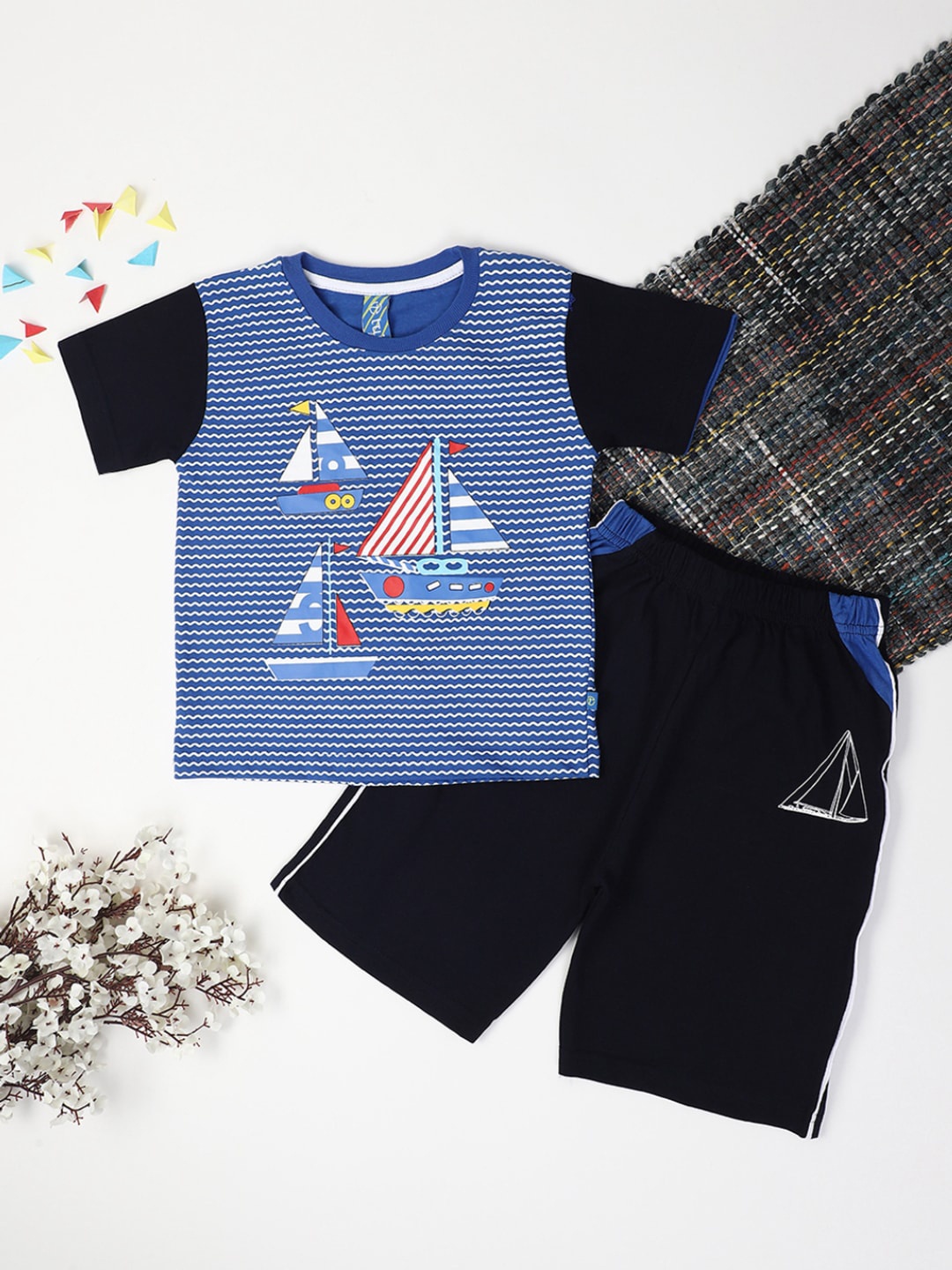 

V-Mart Kids Striped Pure Cotton T-shirt with Shorts, Blue
