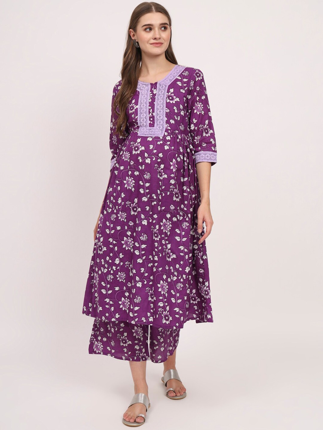

Aujjessa Floral Printed Maternity A-Line Pure Cotton Kurta with Trousers, Purple