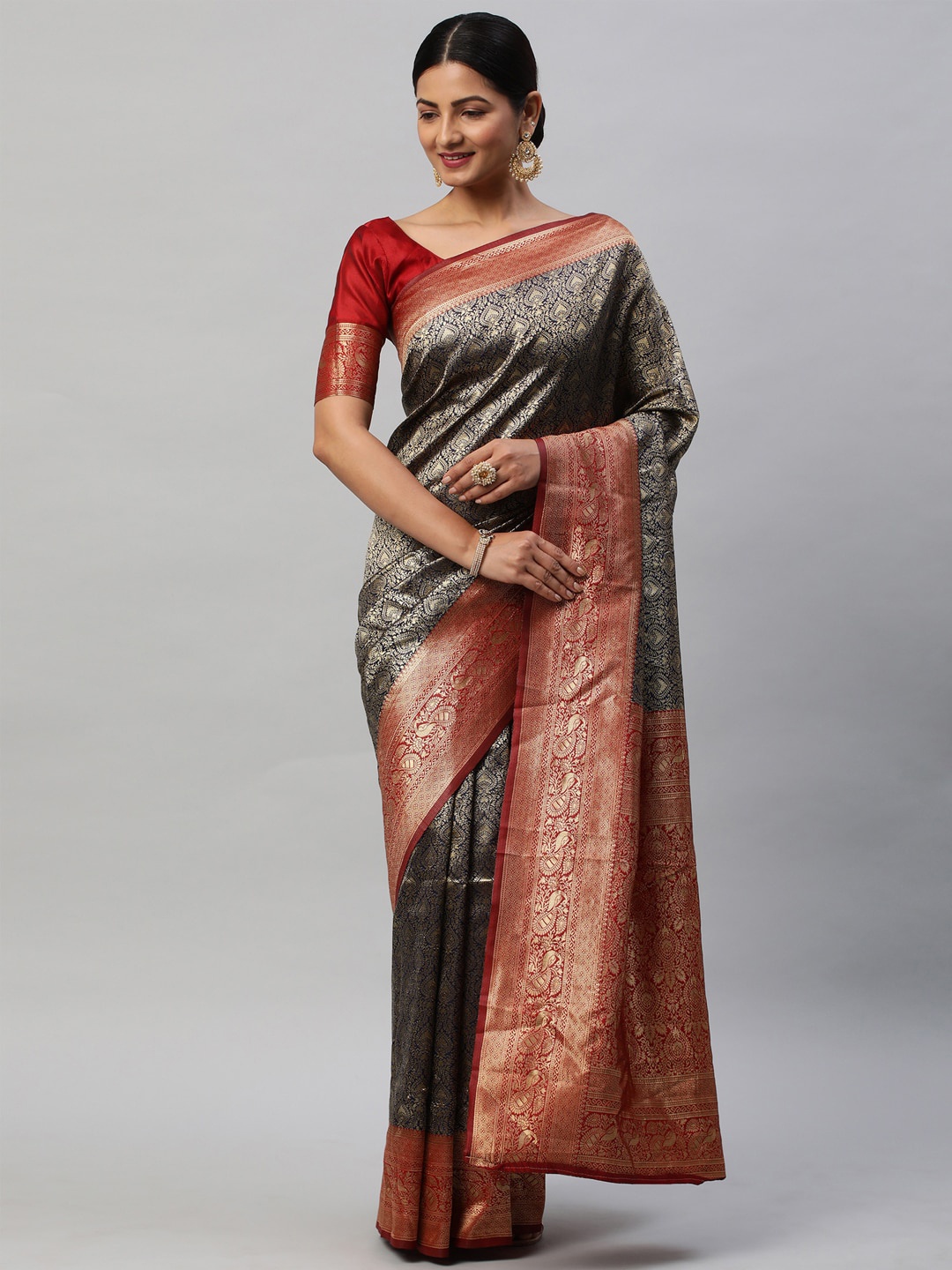 

Mitera Woven Design Zari Kanjeevaram Saree, Navy blue