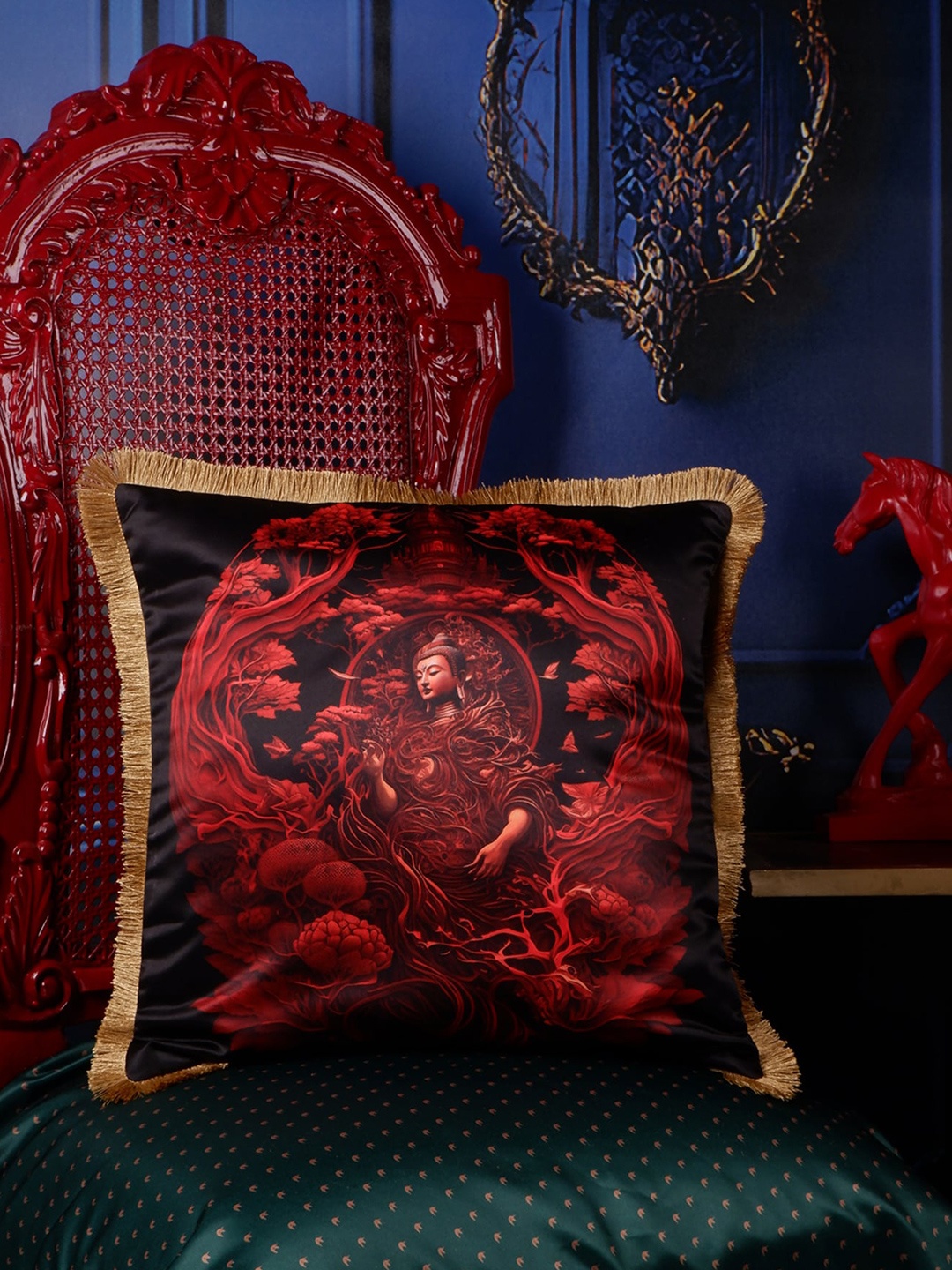 

THE WHITE INK DECOR Eden Black & Red Ethnic Motifs Satin Square Cushion Cover