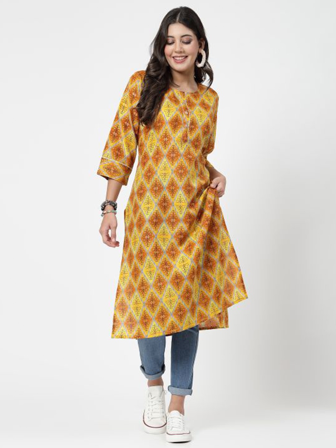 

KALINI Geometric Printed Pure Cotton Straight Kurta, Yellow