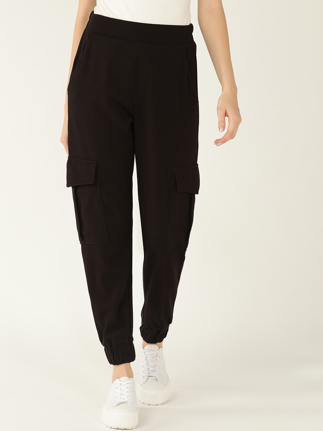 

Mast & Harbour Women Mid-Rise Joggers, Black