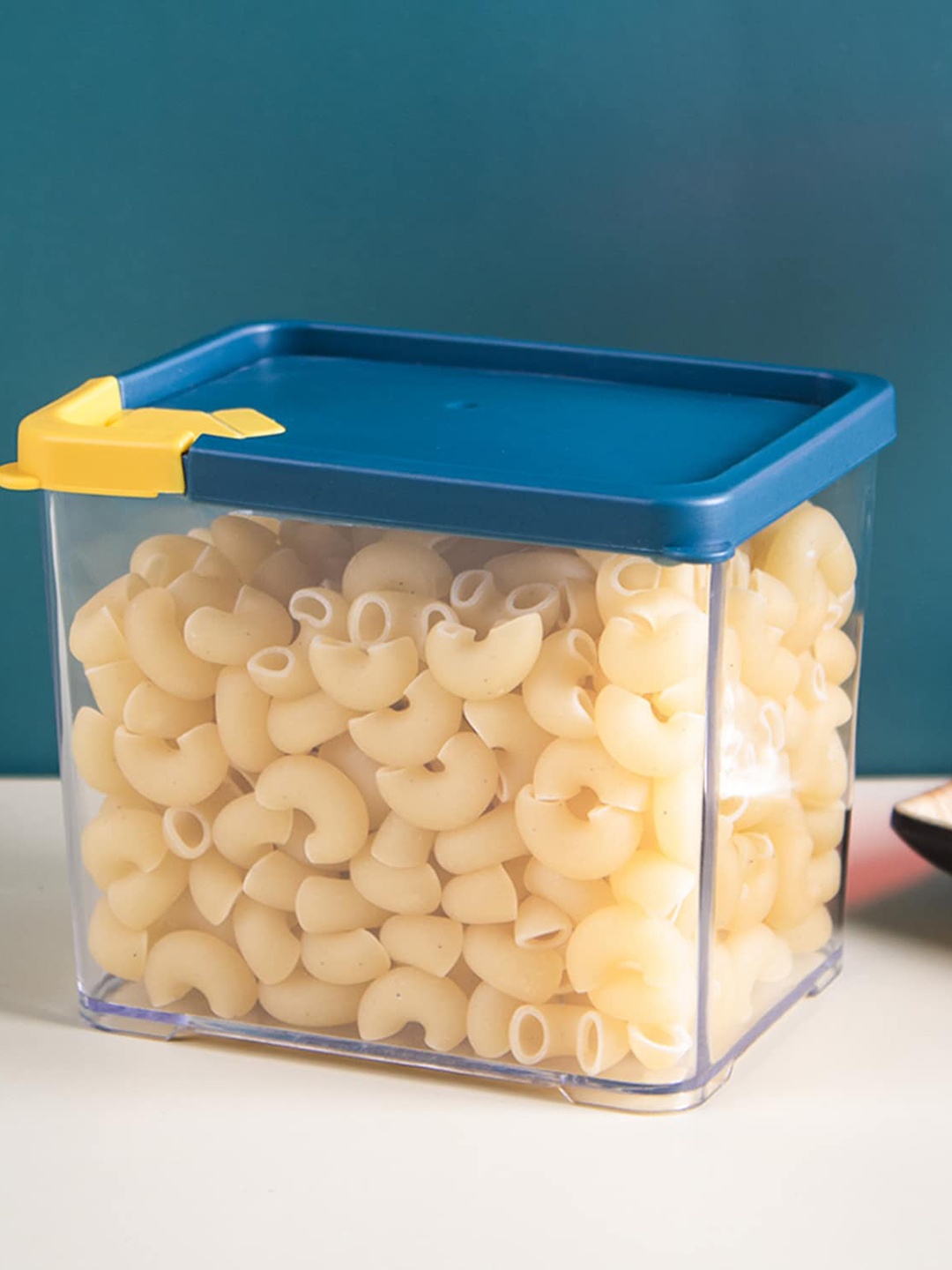 

MARKET99 Green Dispenser Jar With Lid 750 ml
