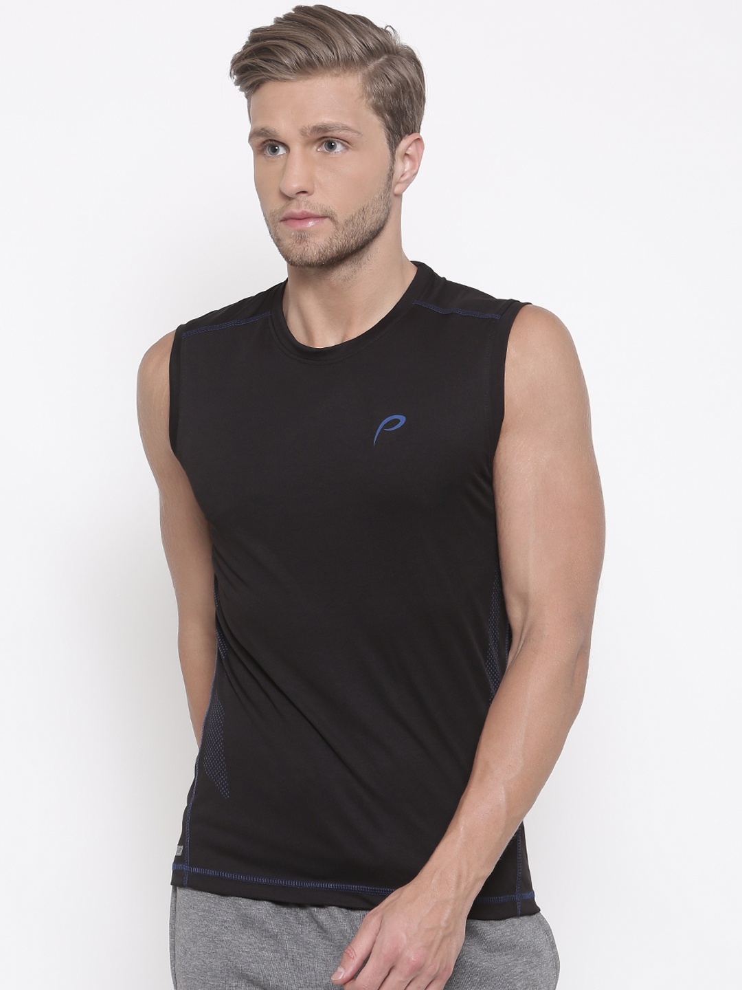 

Proline Active Men Black Solid Round Neck T-shirt