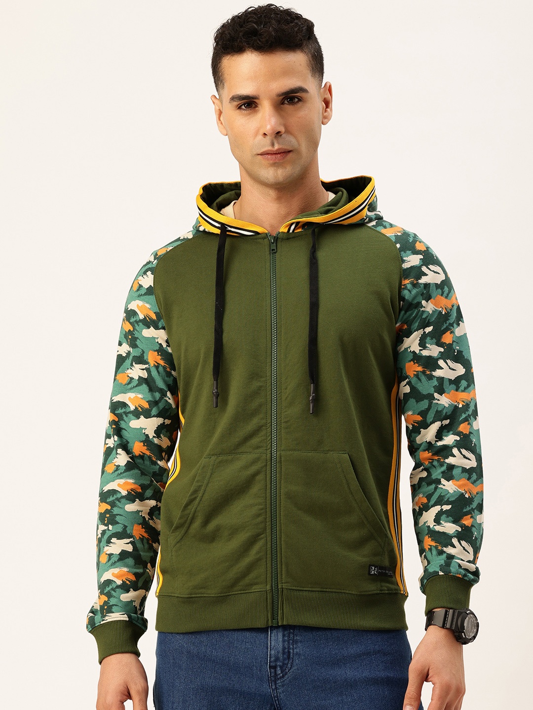 

Peter England Hooded Sweatshirt, Olive