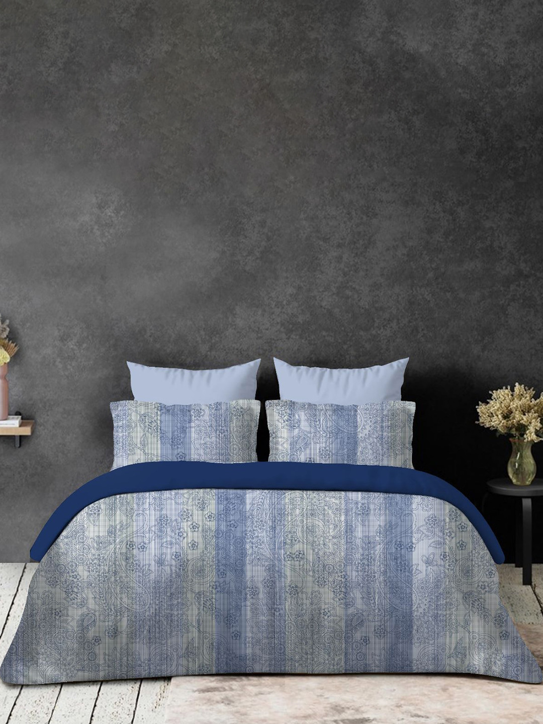 

Ariana Grey & Blue Ethnic Motifs Super King Bedsheet with 2 Pillow Covers