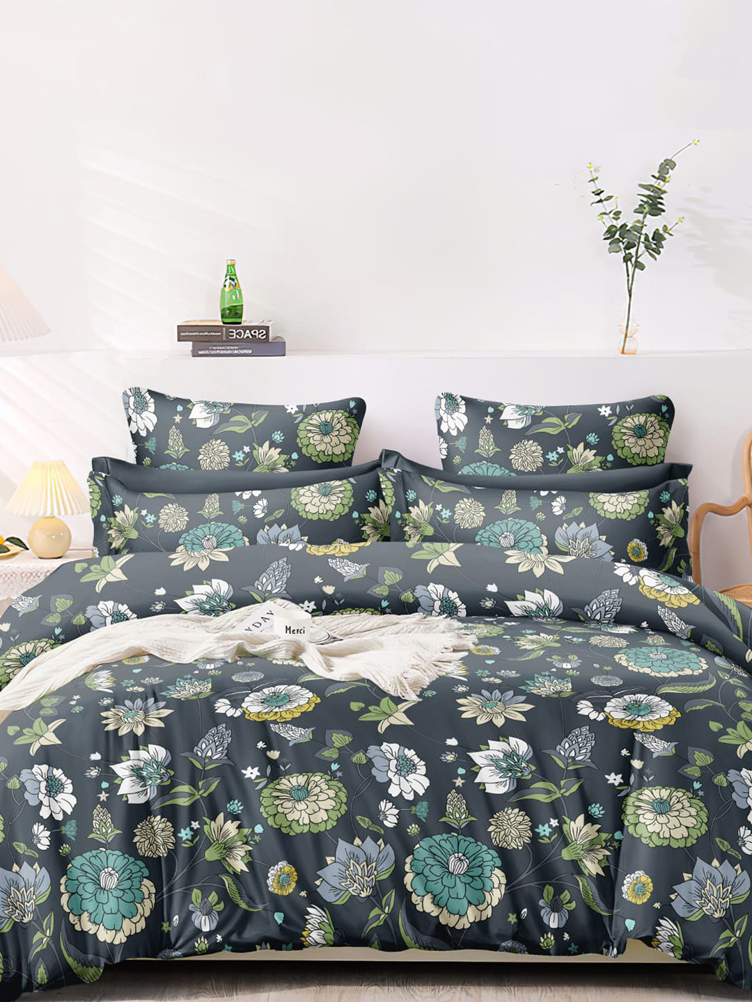

Ariana Grey & Green Floral Super King Bedsheet with 2 Pillow Covers