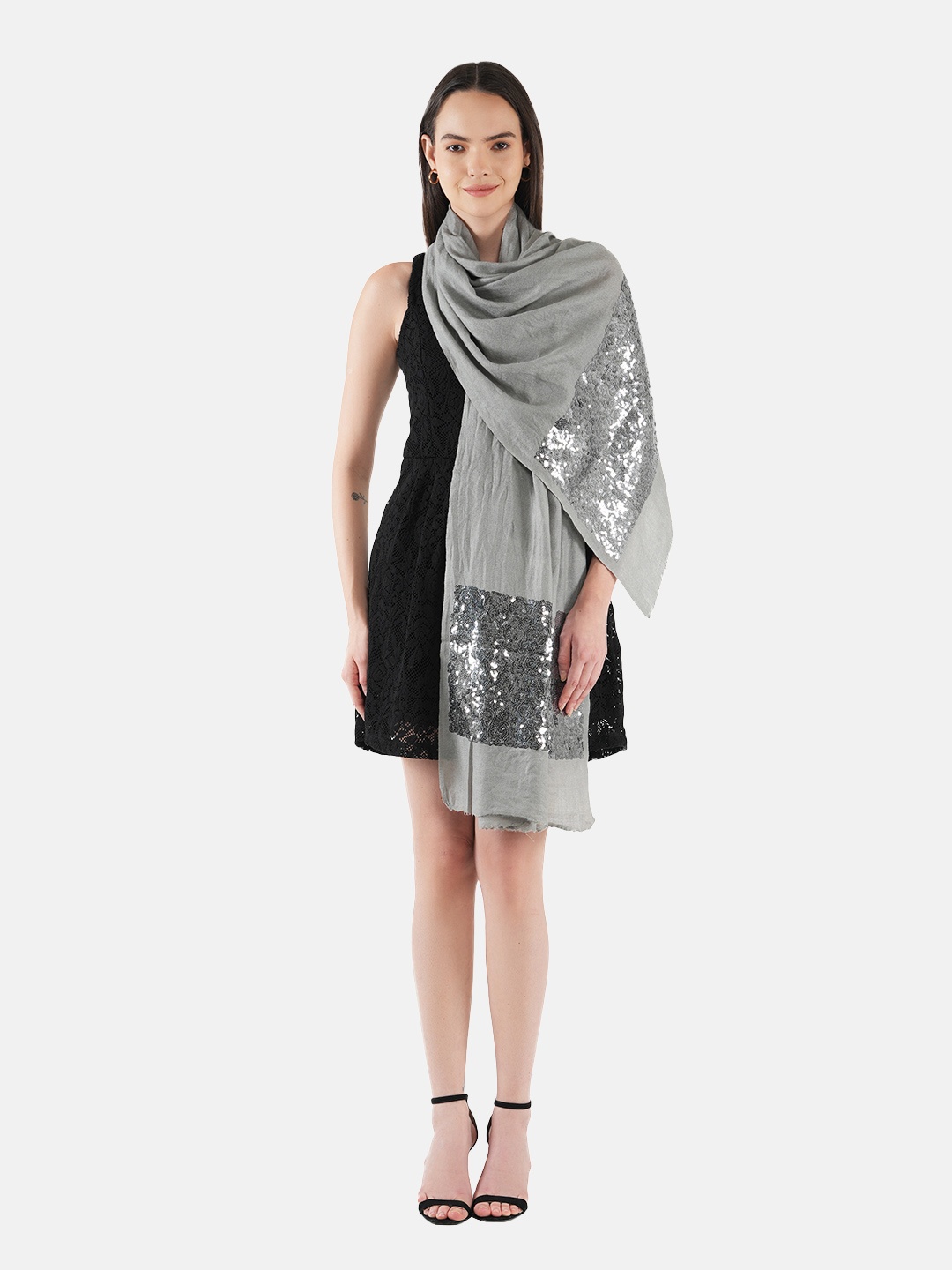 

MUFFLY Women Sequence Embellished Shawl, Grey