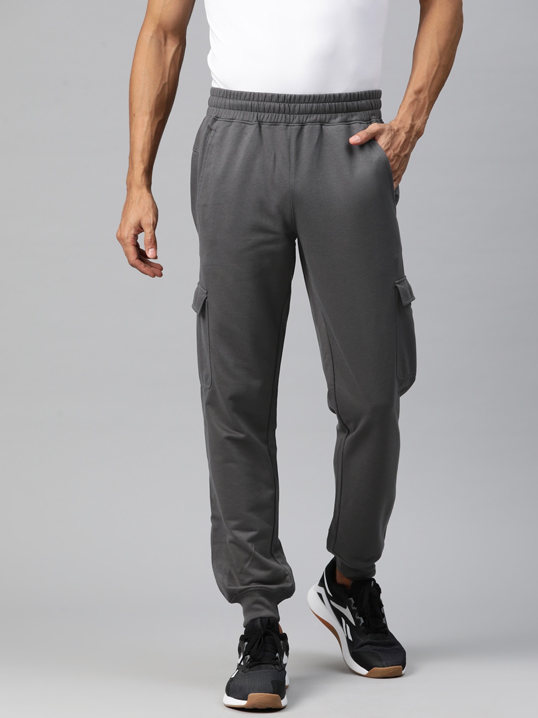 

Alcis Men Navigator Airport Cargo Jogger, Grey