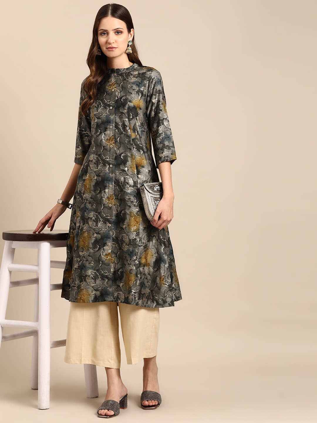 

Anouk Women Abstract Printed A-Line Kurta, Grey