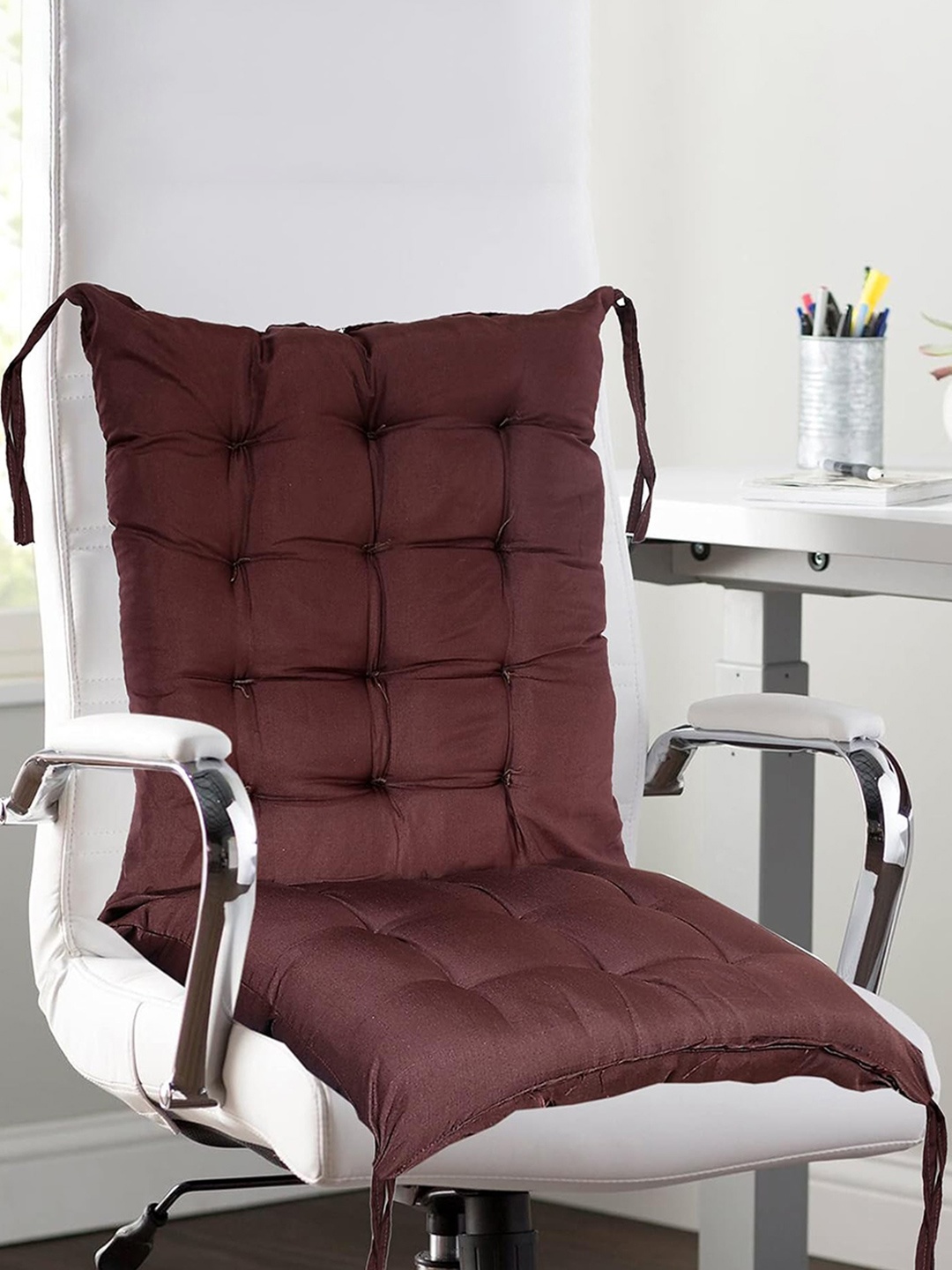 

Kuber Industries Textured Square Chair Pad, Brown