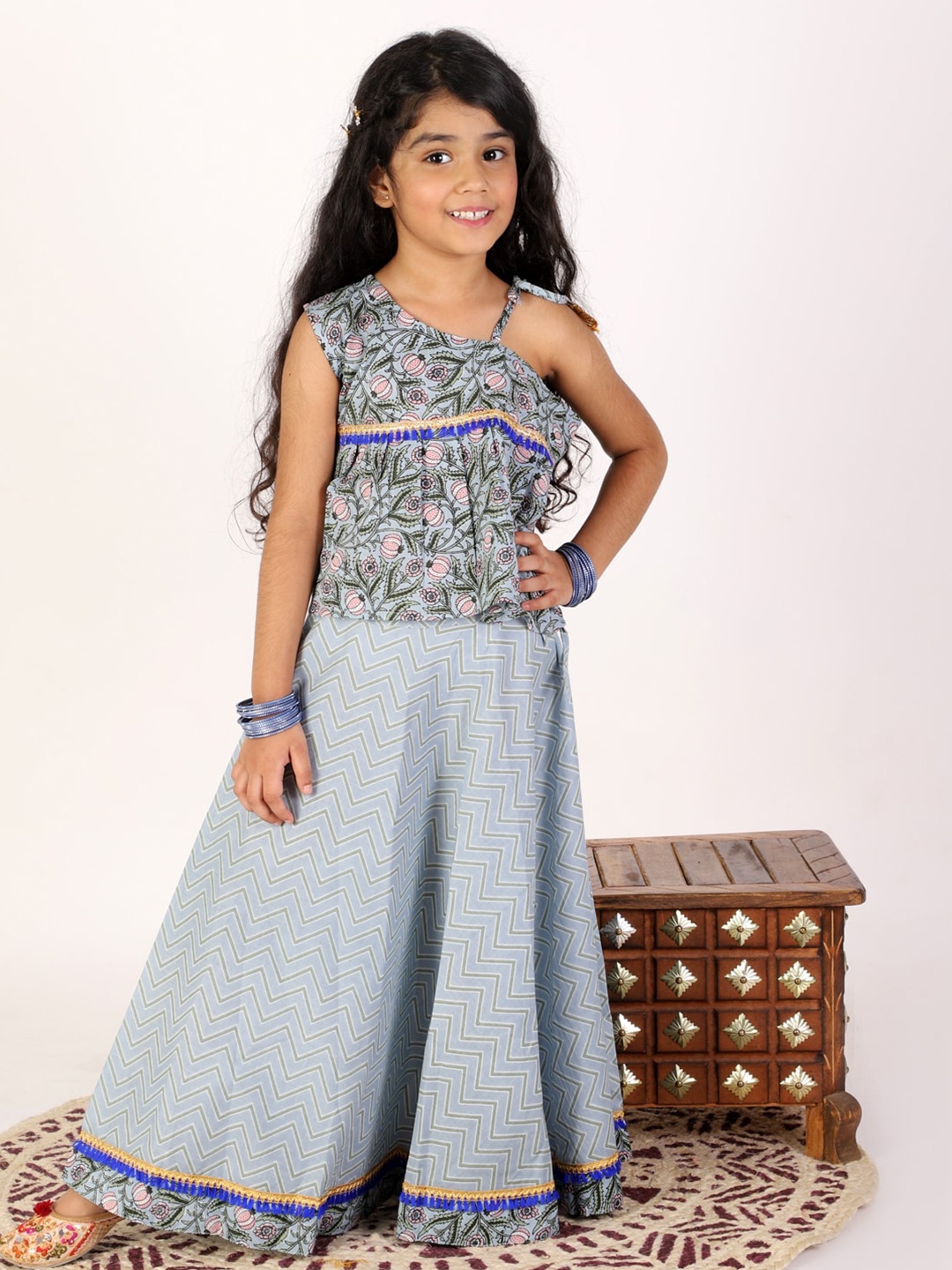 

Superminis Girls Floral Printed Pure Cotton Ready to Wear Lehenga Choli, Grey
