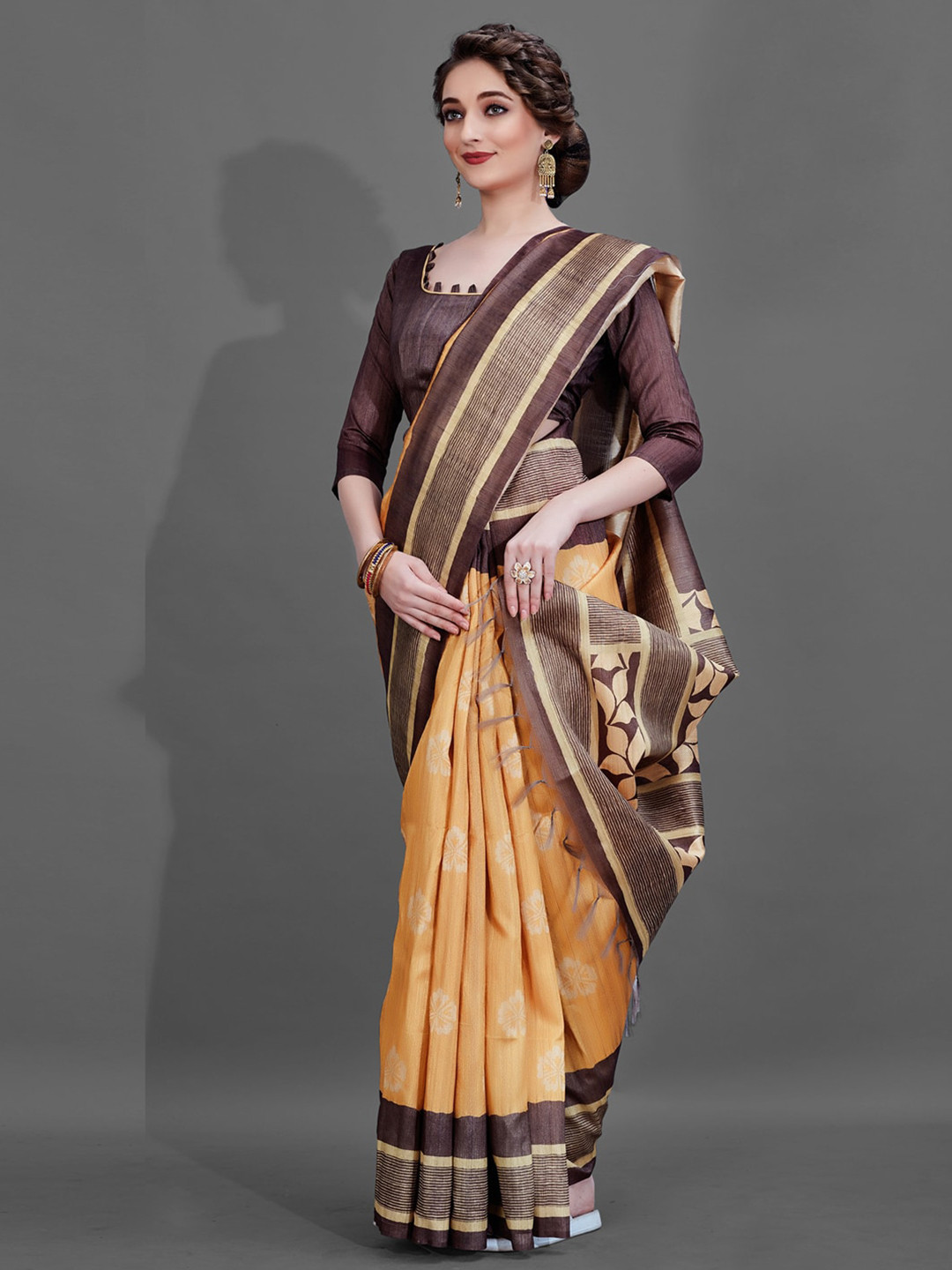 

Anouk Floral Printed Bagh Saree, Yellow