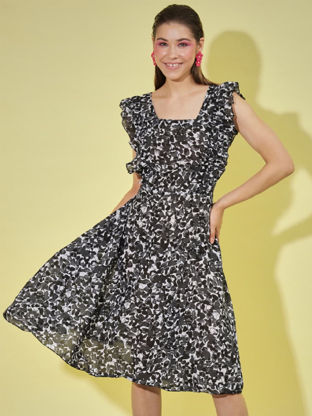 

AUCREATIONS Floral Printed Square Neck Ruffled Fit & Flare Knee Length Dress, Black