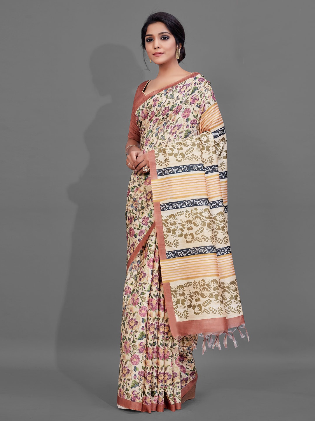 

Anouk Cream-Coloured Floral Printed Baluchari Saree