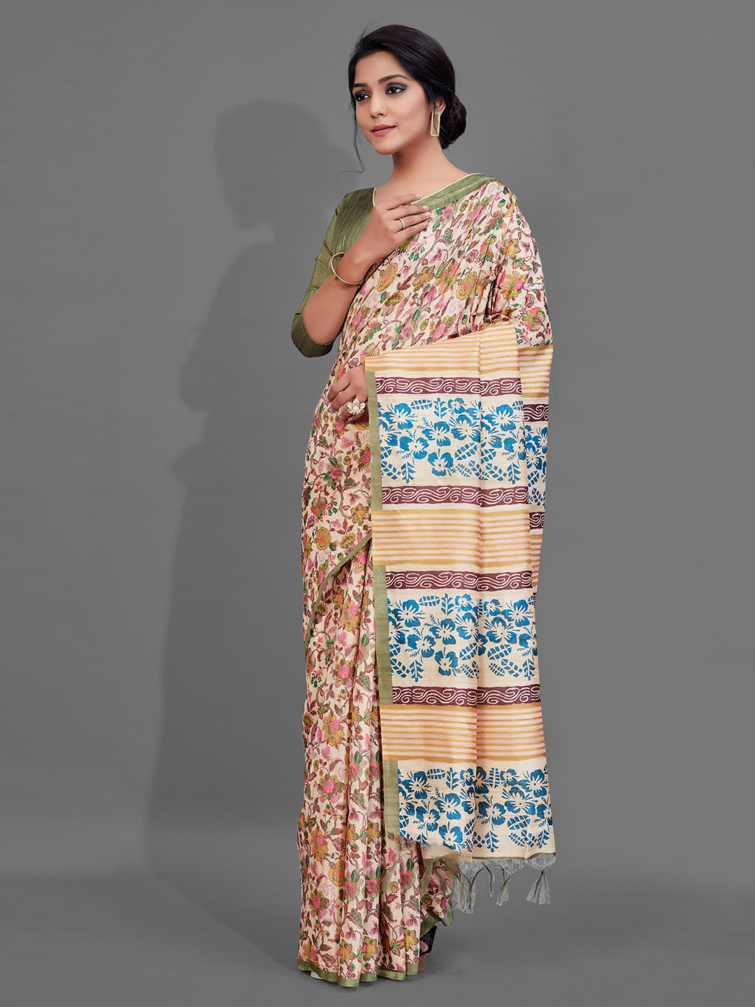 

Anouk Cream-Coloured & Turquoise Blue Ethnic Motifs Printed Saree