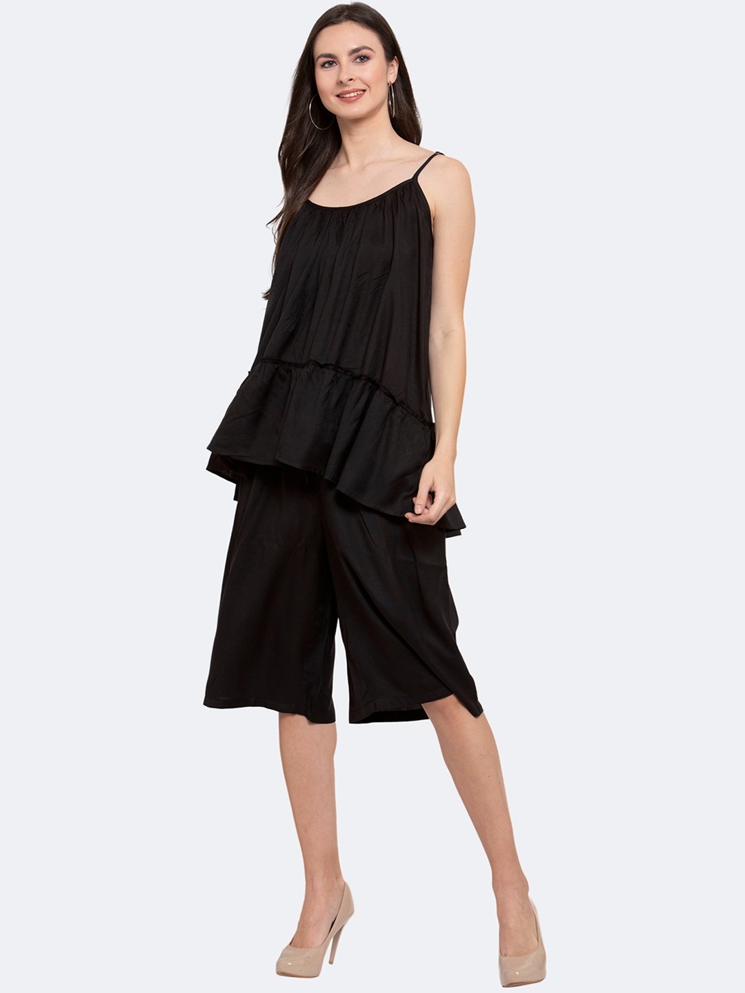 

PATRORNA Shoulder Strapped Longline Top With Cropped Capris, Black