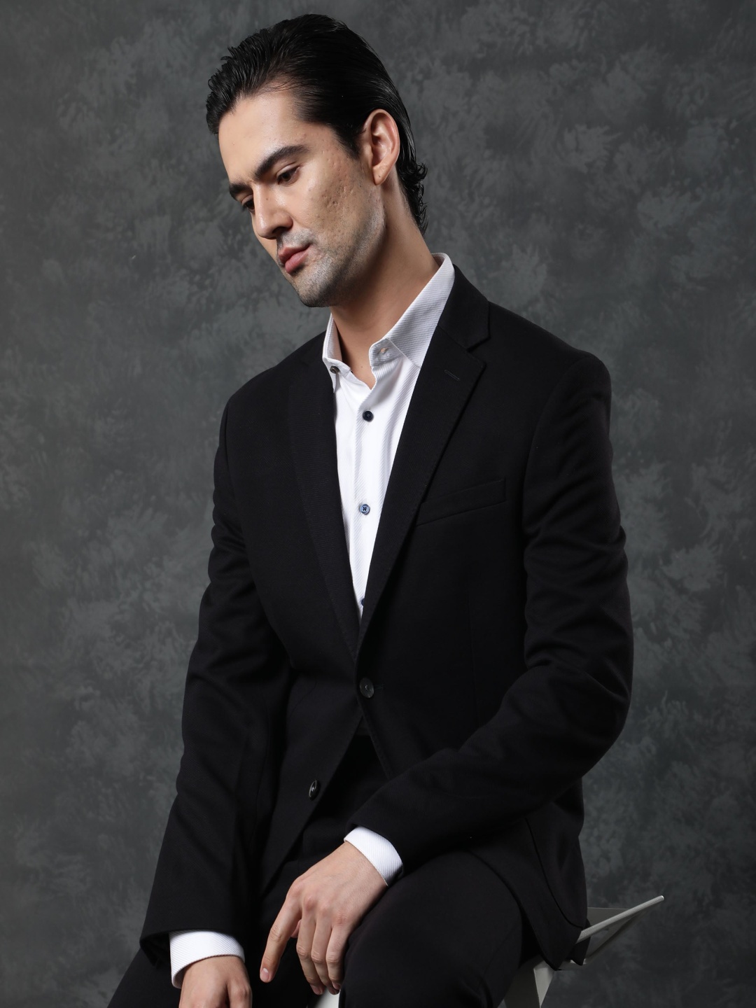 

RARE RABBIT Slim-Fit Single-Breasted Casual Blazer, Black