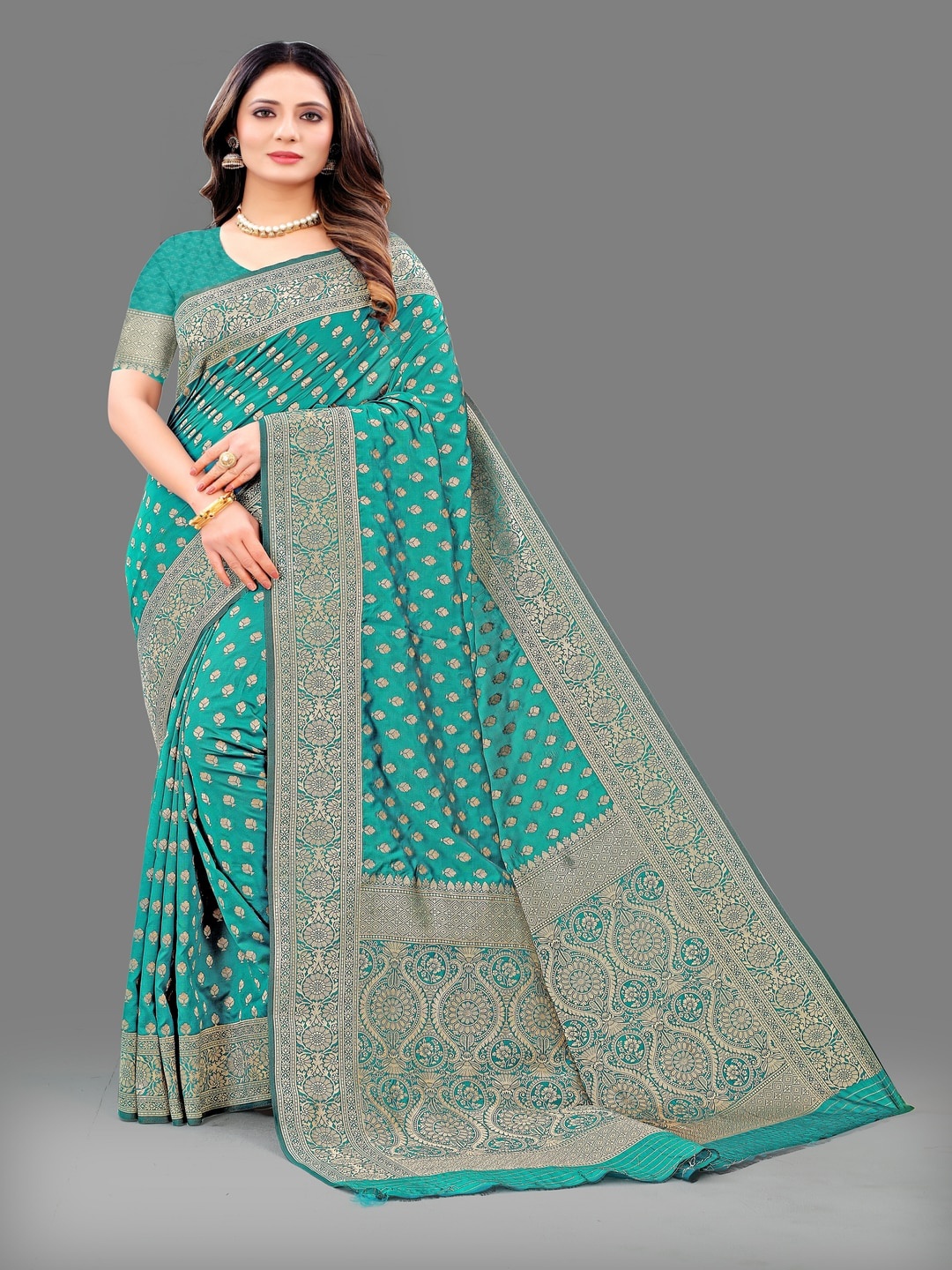 

MOKSHA DESIGNS Ethnic Motifs Woven Design Zari Pure Silk Kanjeevaram Saree, Green