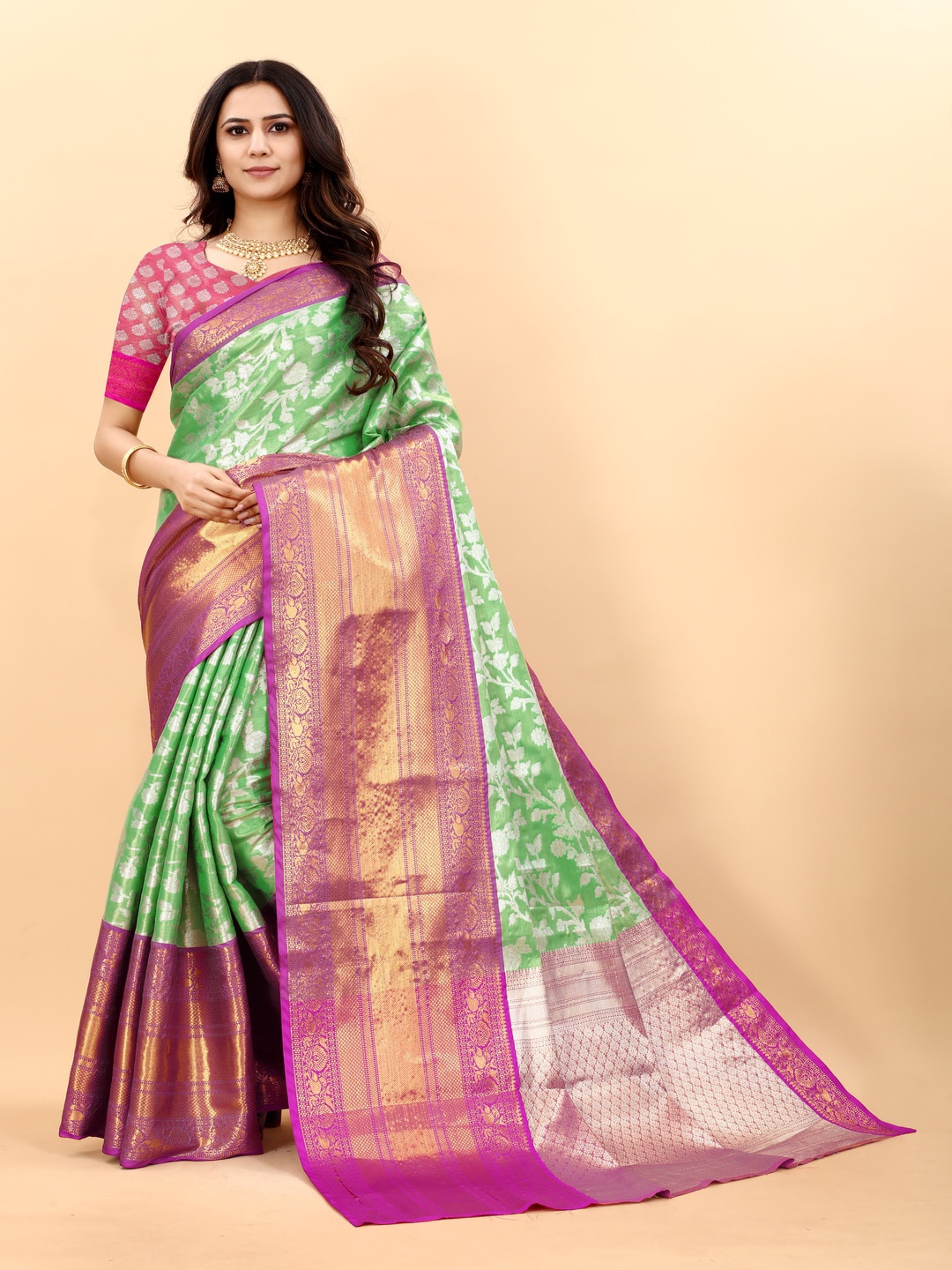 

MOKSHA DESIGNS Ethnic Motifs Woven Design Zari Pure Silk Kanjeevaram Saree, Green