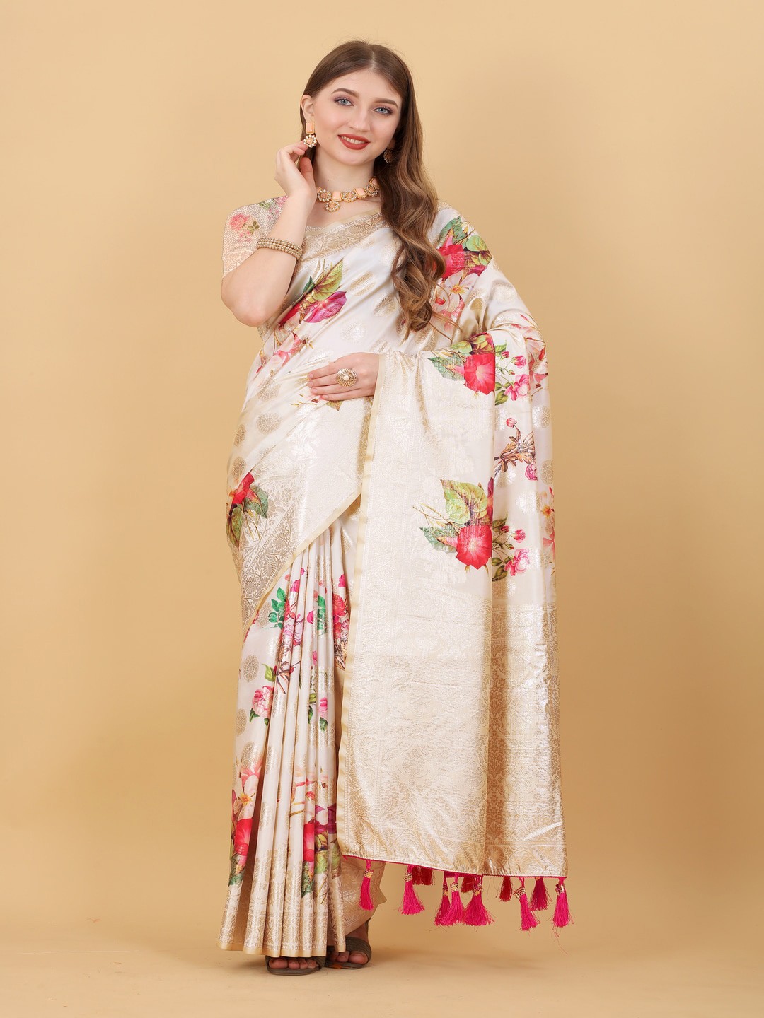 

MOKSHA DESIGNS Floral Woven Design Zari Pure Silk Banarasi Saree, Cream