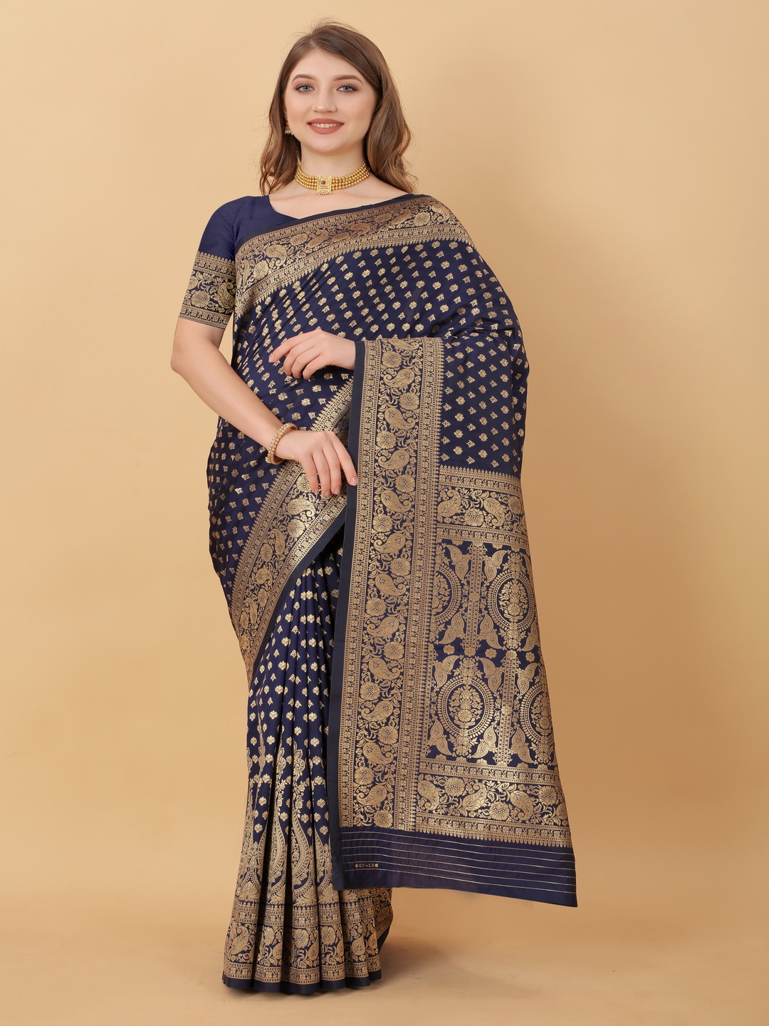 

MOKSHA DESIGNS Ethnic Motifs Woven Design Zari Pure Silk Kanjeevaram Saree, Navy blue