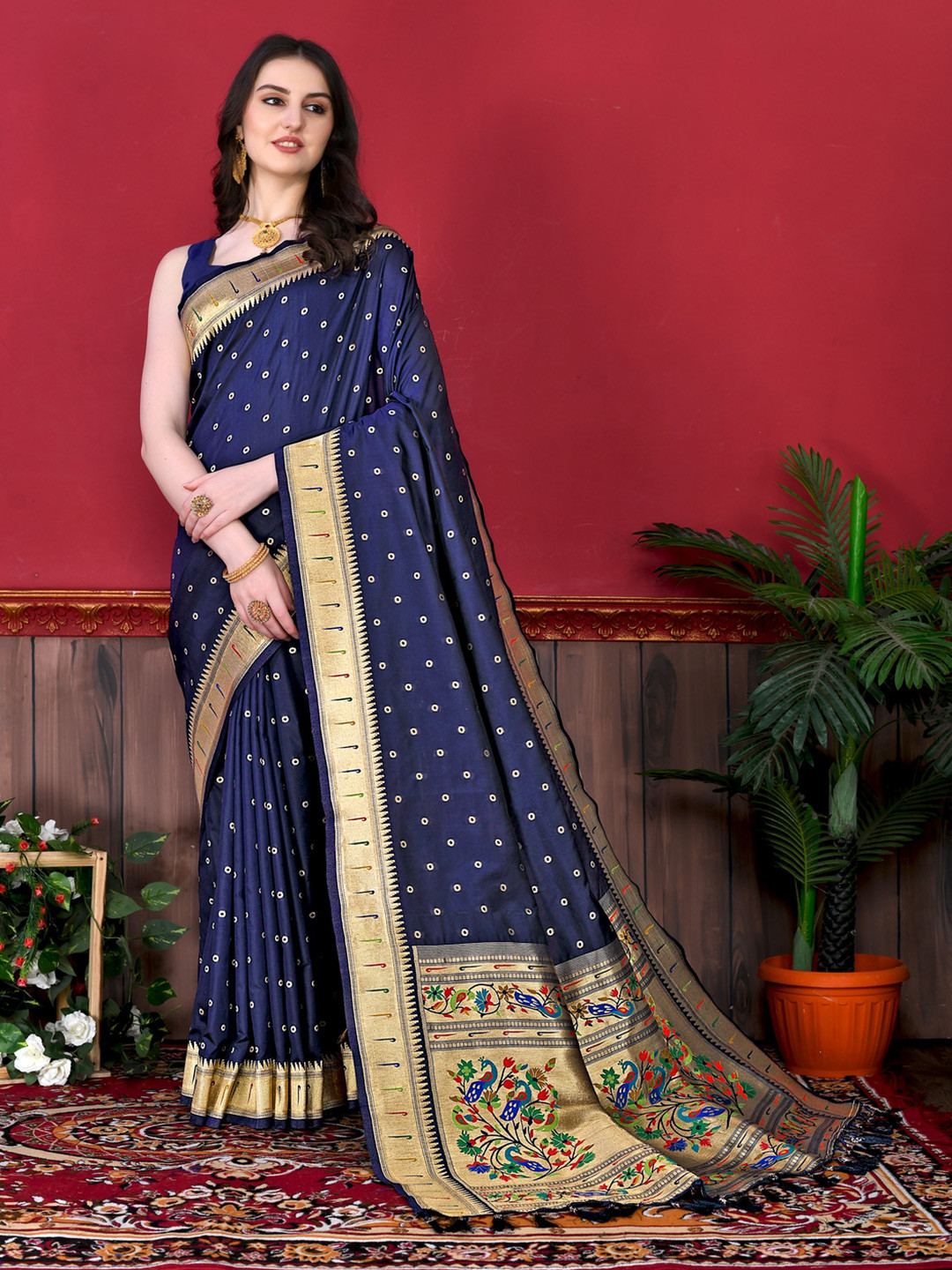 

MOKSHA DESIGNS Woven Design Zari Pure Silk Paithani Saree, Navy blue