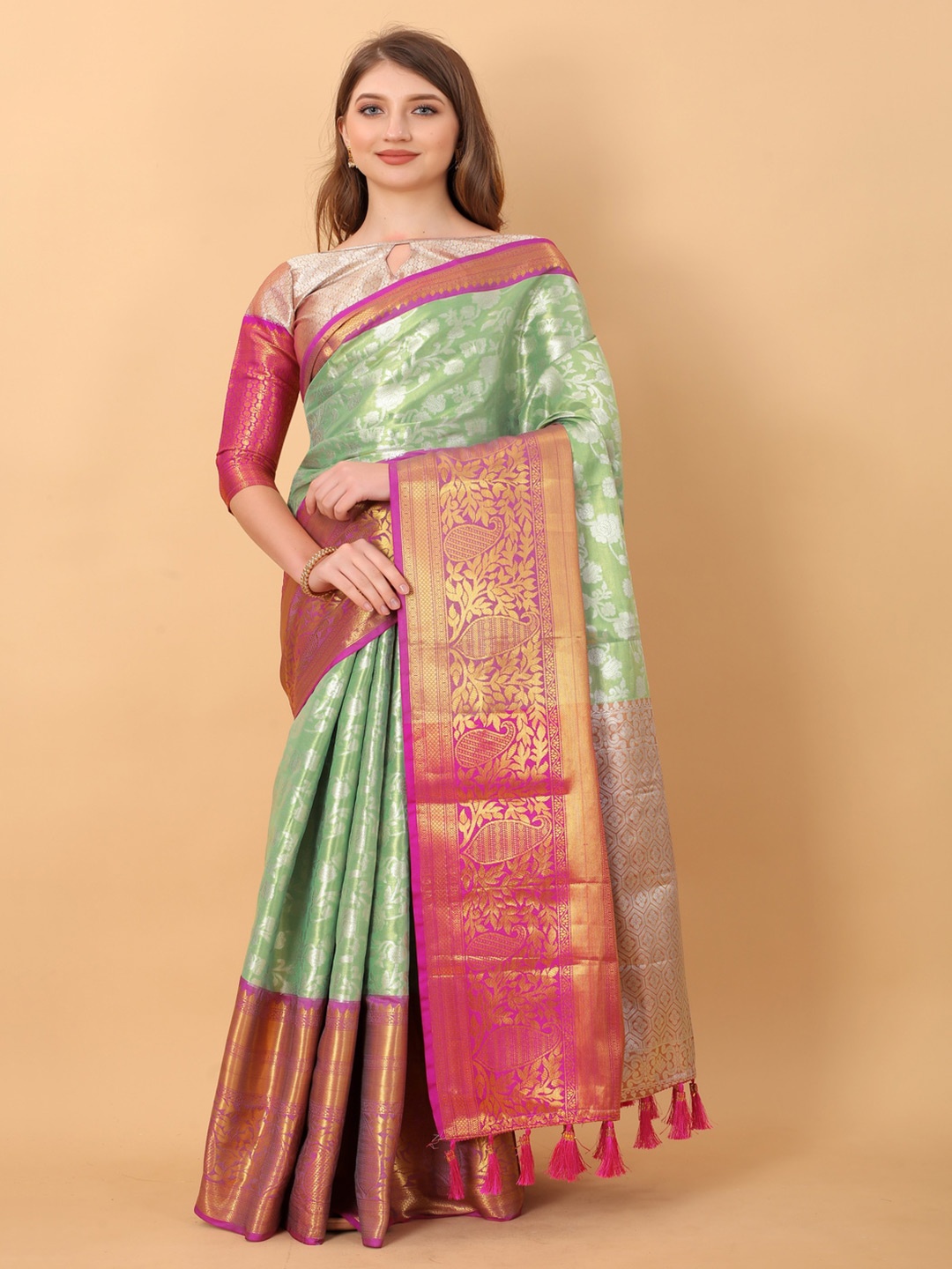 

MOKSHA DESIGNS Floral Woven Design Zari Pure Silk Kanjeevaram Saree, Green