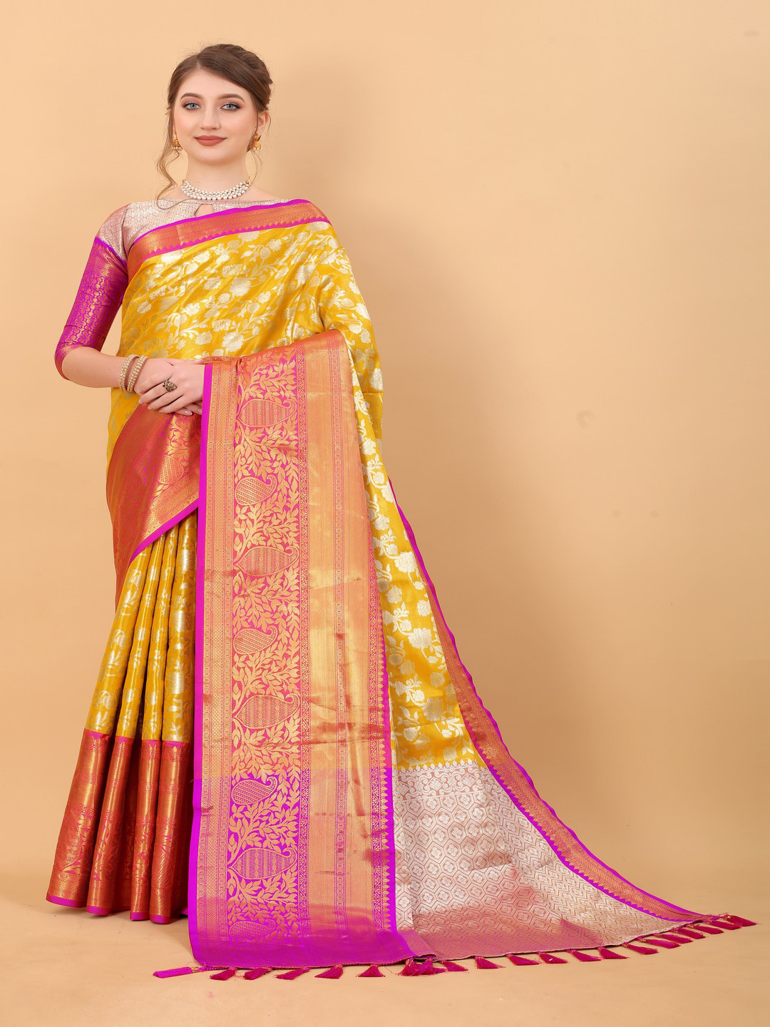 

MOKSHA DESIGNS Floral Woven Design Zari Pure Silk Kanjeevaram Saree, Yellow