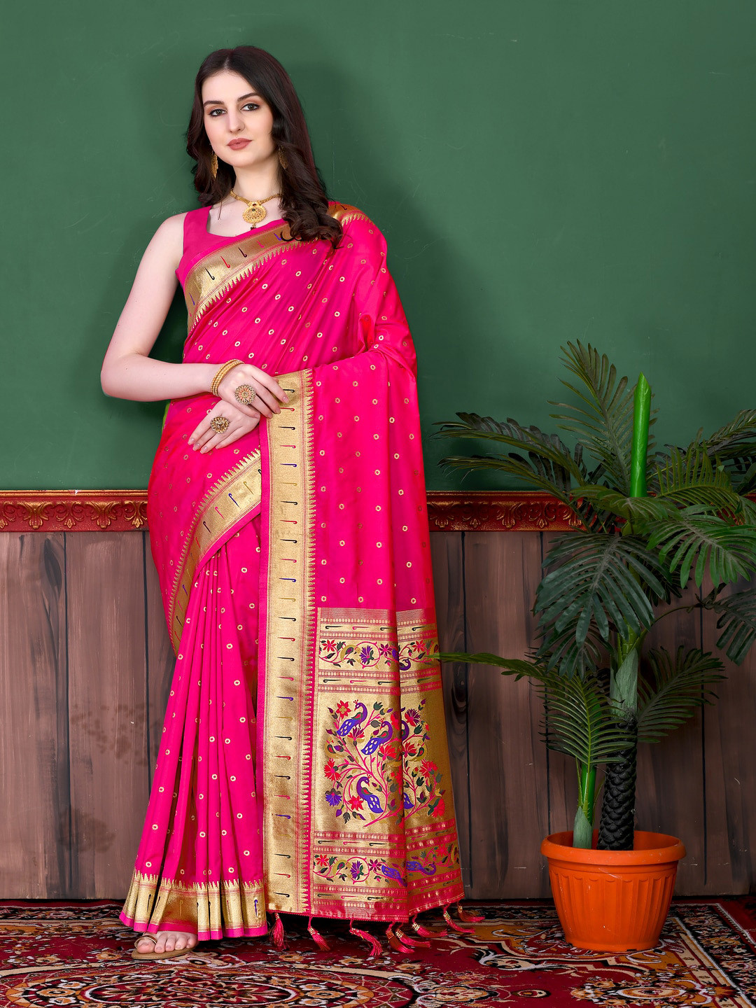 

MOKSHA DESIGNS Ethnic Motifs Woven Design Zari Pure Silk Paithani Saree, Pink