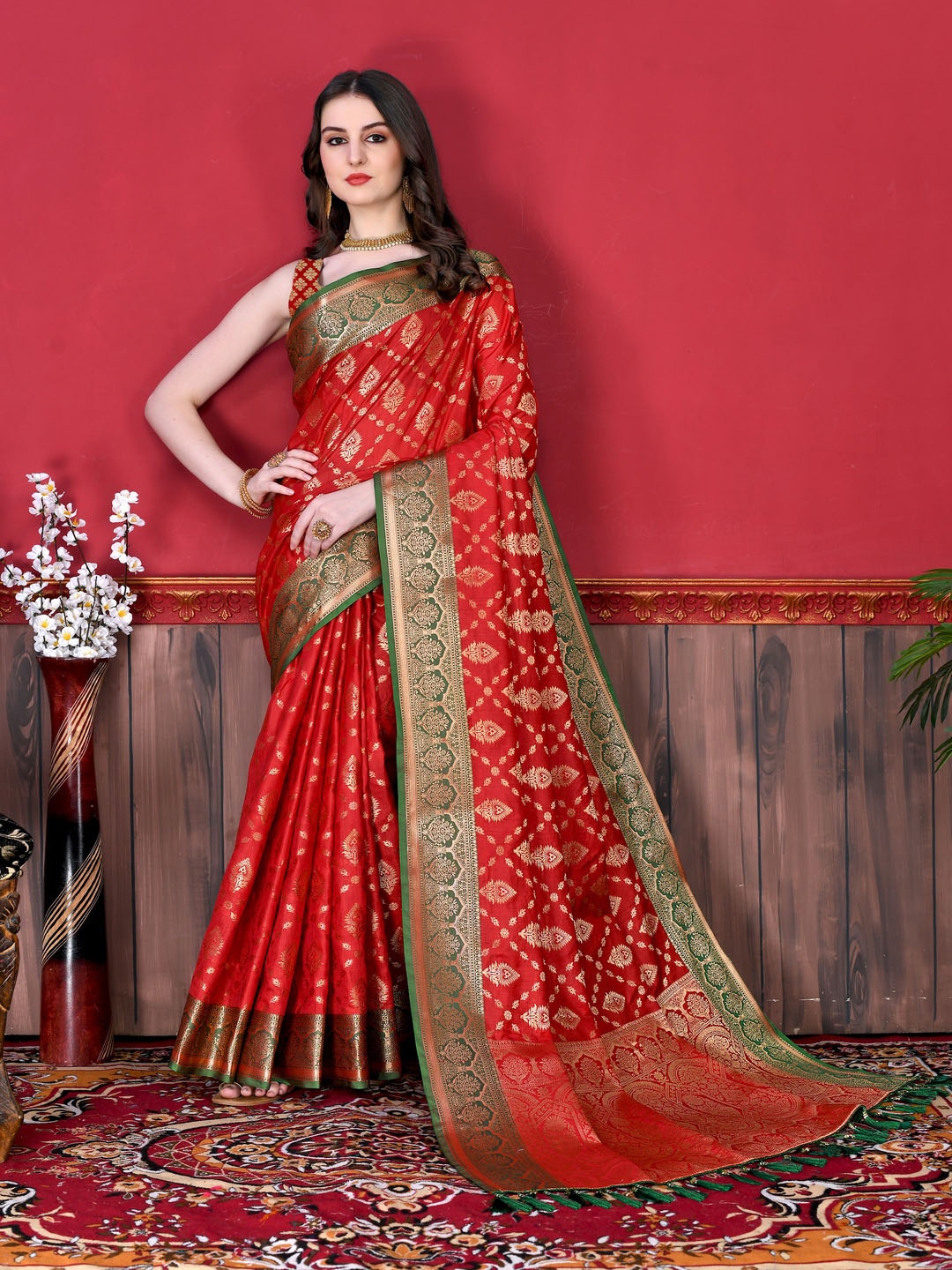 

MOKSHA DESIGNS Ethnic Motifs Woven Design Zari Pure Silk Banarasi Saree, Red