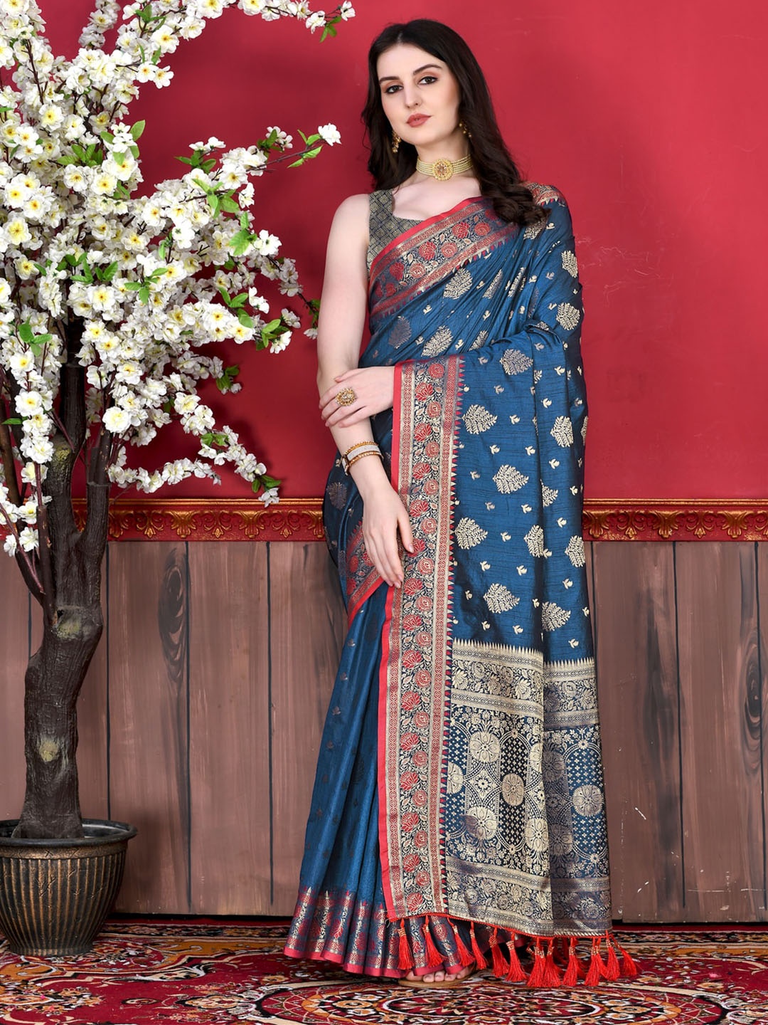 

MOKSHA DESIGNS Ethnic Motifs Woven Design Zari Pure Silk Banarasi Saree, Blue