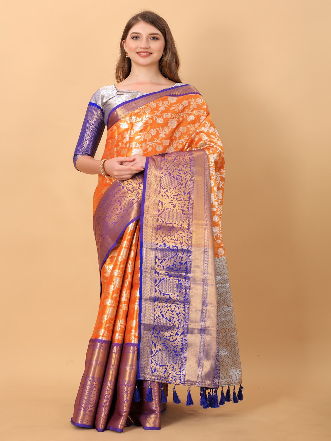 

MOKSHA DESIGNS Ethnic Motifs Woven Design Zari Pure Silk Kanjeevaram Saree, Orange