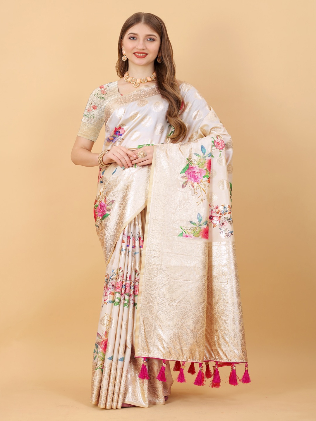 

MOKSHA DESIGNS Floral Woven Design Zari Pure Silk Banarasi Saree, Cream