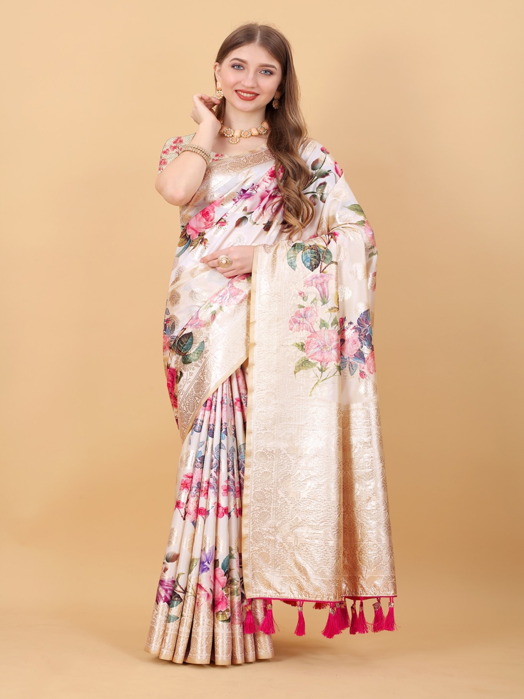 

MOKSHA DESIGNS Floral Woven Design Zari Pure Silk Banarasi Saree, Cream