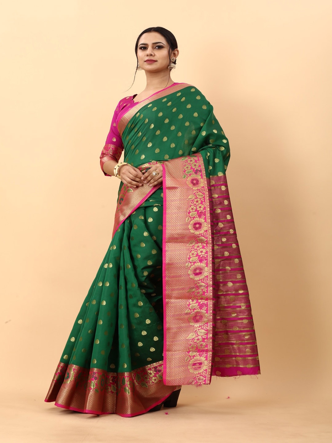 

MOKSHA DESIGNS Ethnic Motifs Woven Design Zari Pure Silk Kanjeevaram Saree, Green