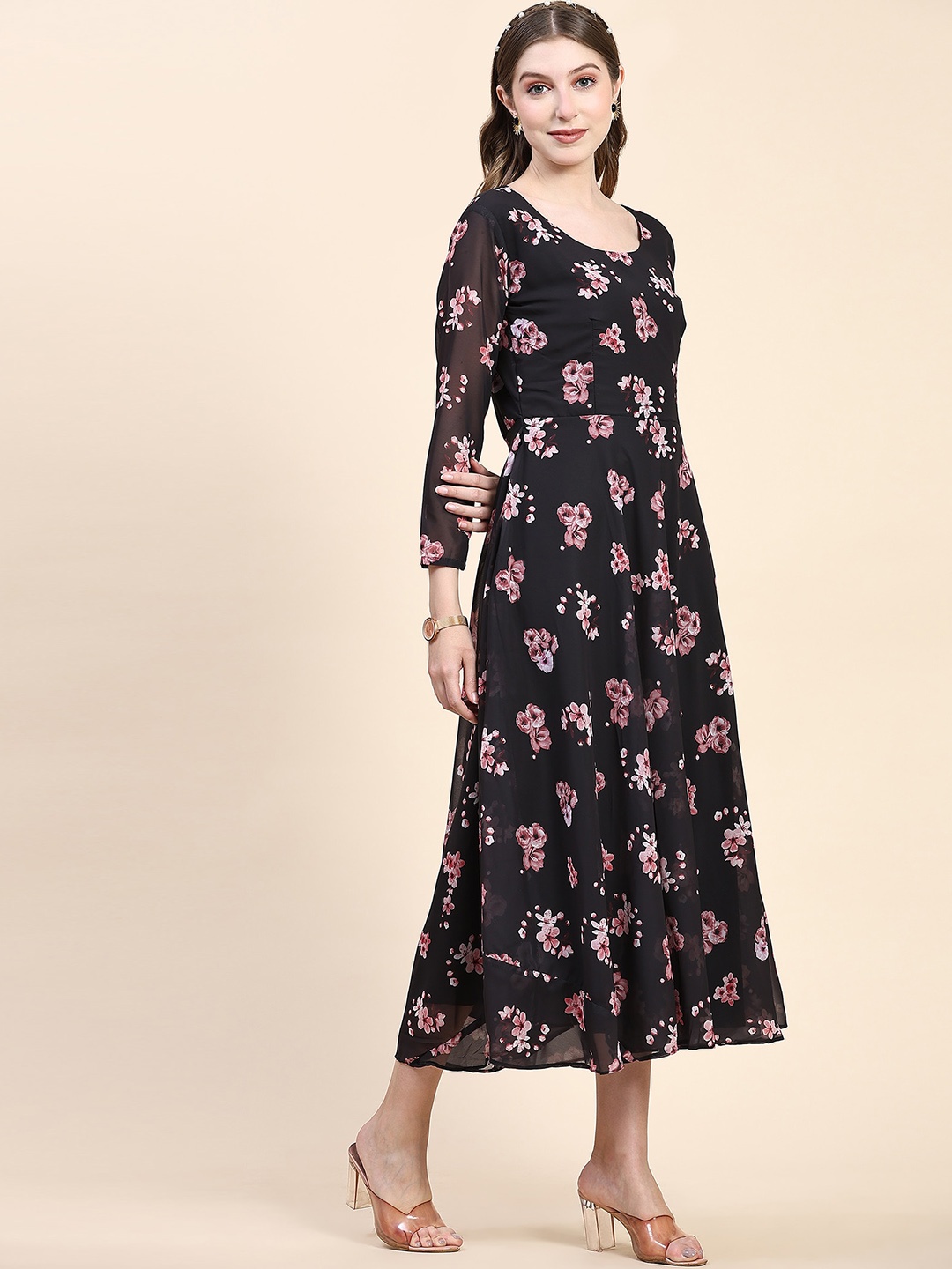 

BLACK SCISSOR Floral Printed Georgette Fit & Flare Ethnic Dresses