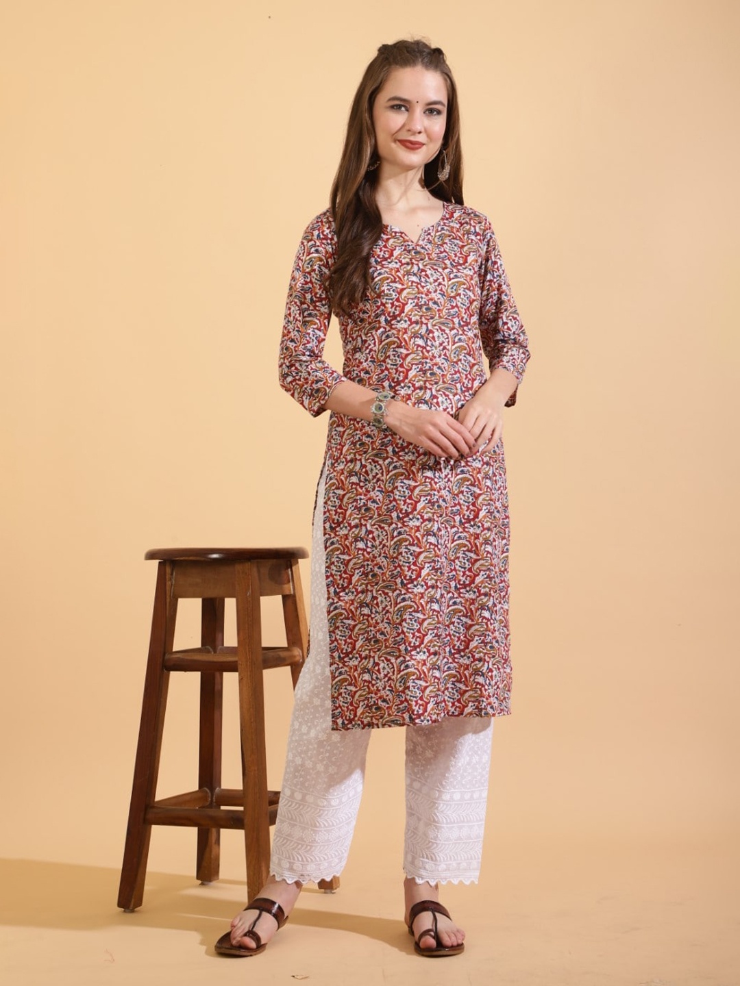 

SHIONS Paisley Printed Pure Cotton Straight Kurta, Red