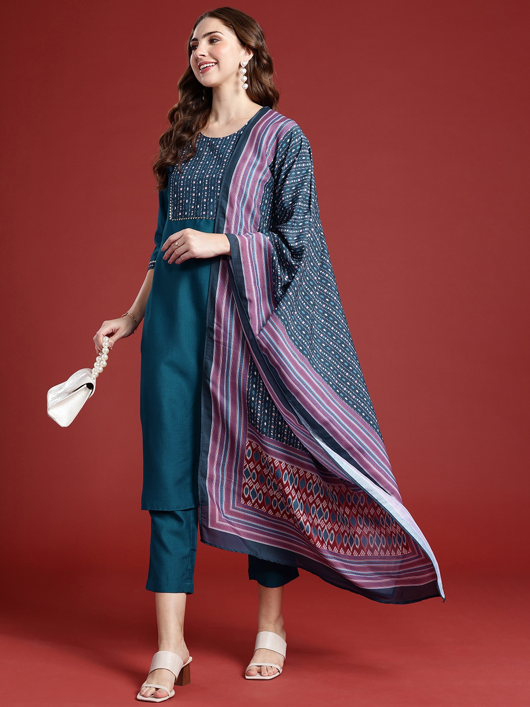 

Anouk Women Yoke Design Regular Kurta With Trousers & Dupatta, Teal