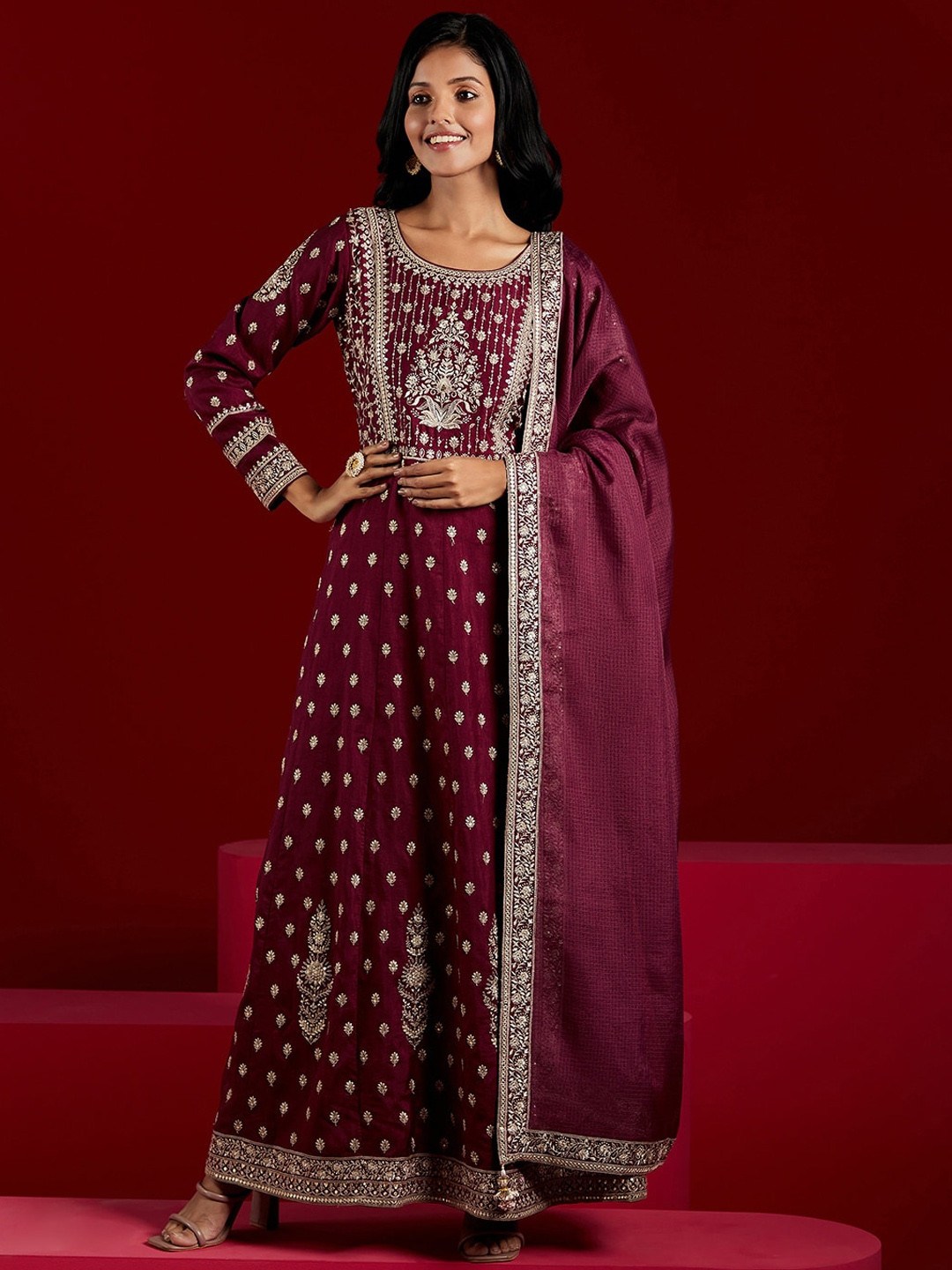 

Libas Art Floral Embroidered Empire Sequinned Pure Silk Kurta With Trousers & Dupatta, Burgundy